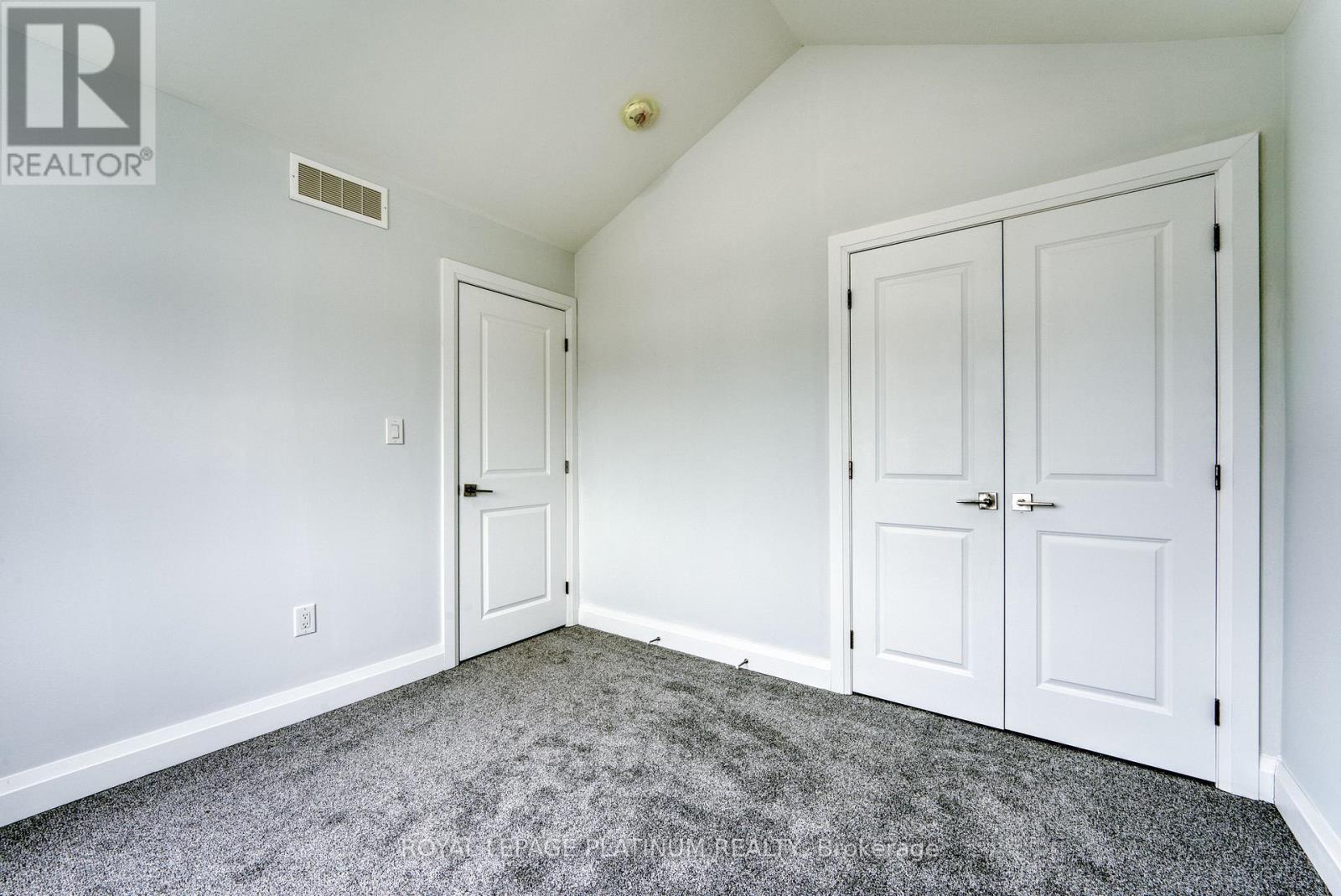 4277 John Ross Court, Windsor, Ontario  N8W 0B5 - Photo 21 - X12952942