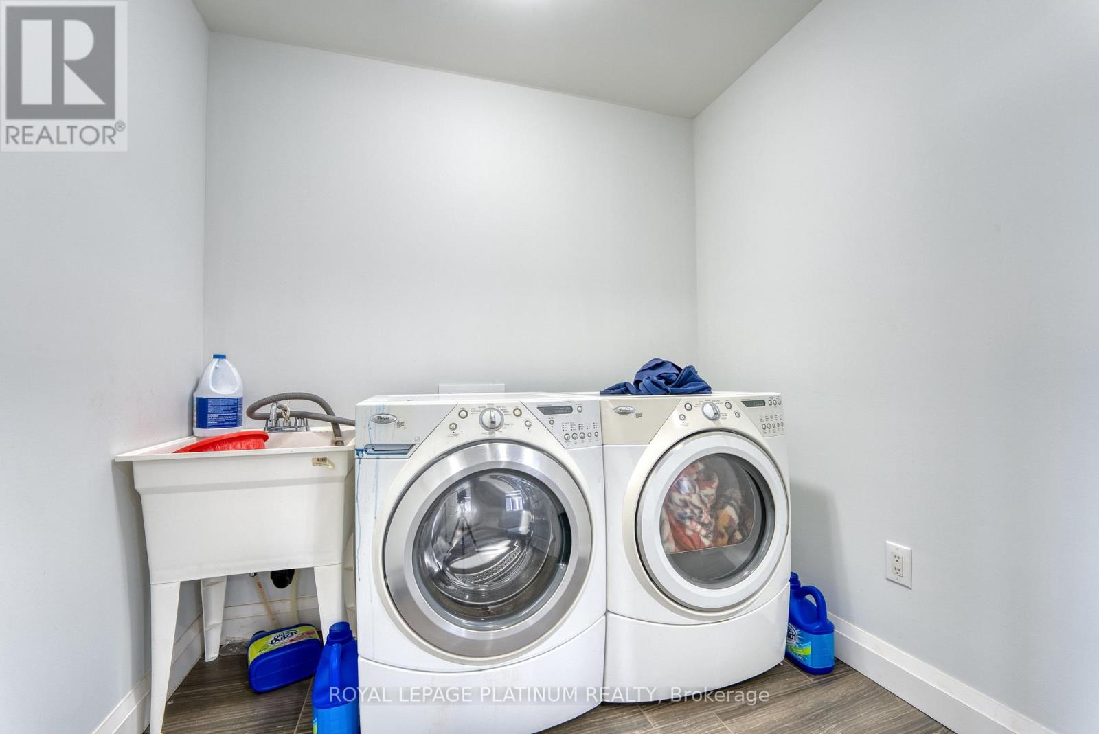 4277 John Ross Court, Windsor, Ontario  N8W 0B5 - Photo 27 - X12952942