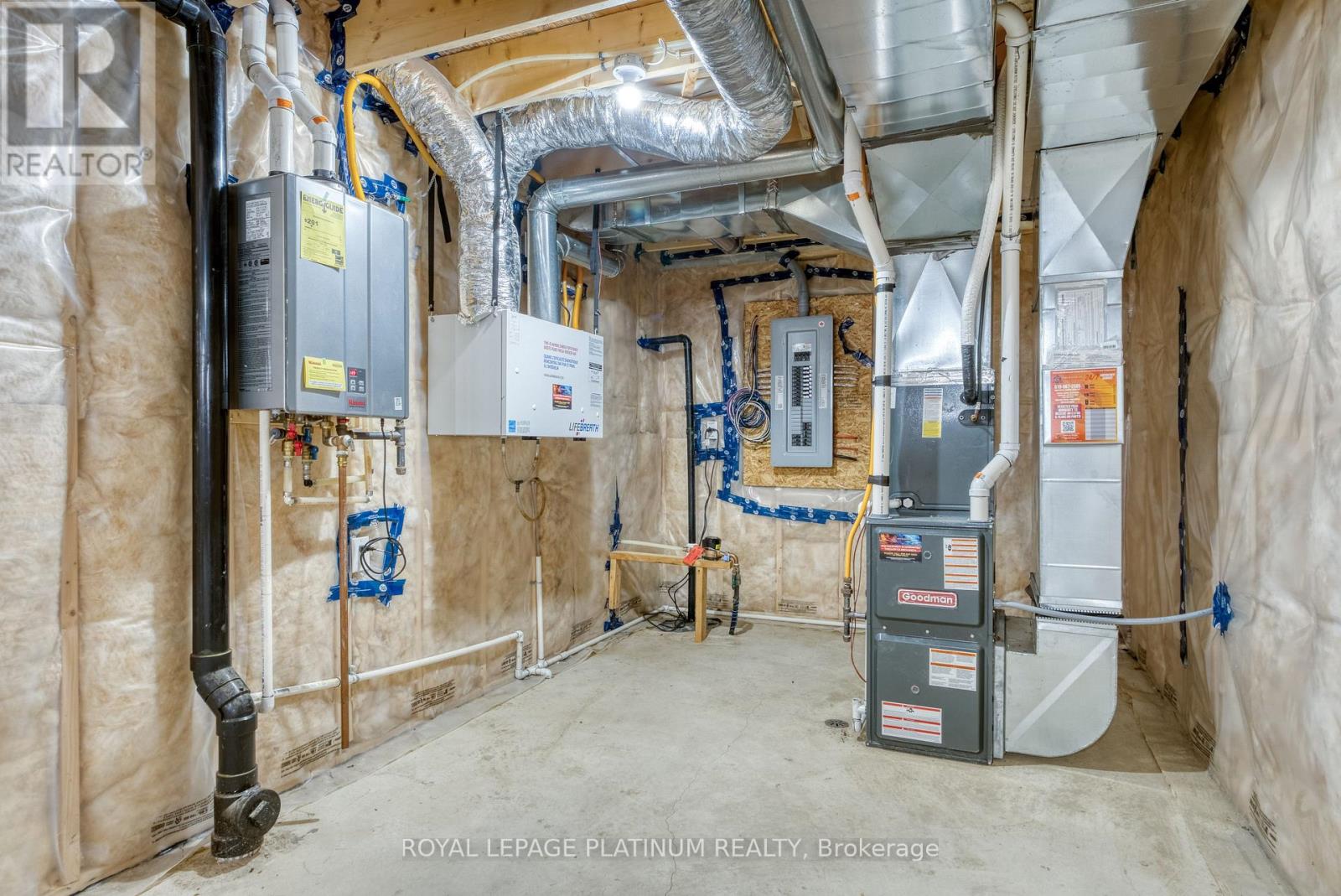 4277 John Ross Court, Windsor, Ontario  N8W 0B5 - Photo 29 - X12952942