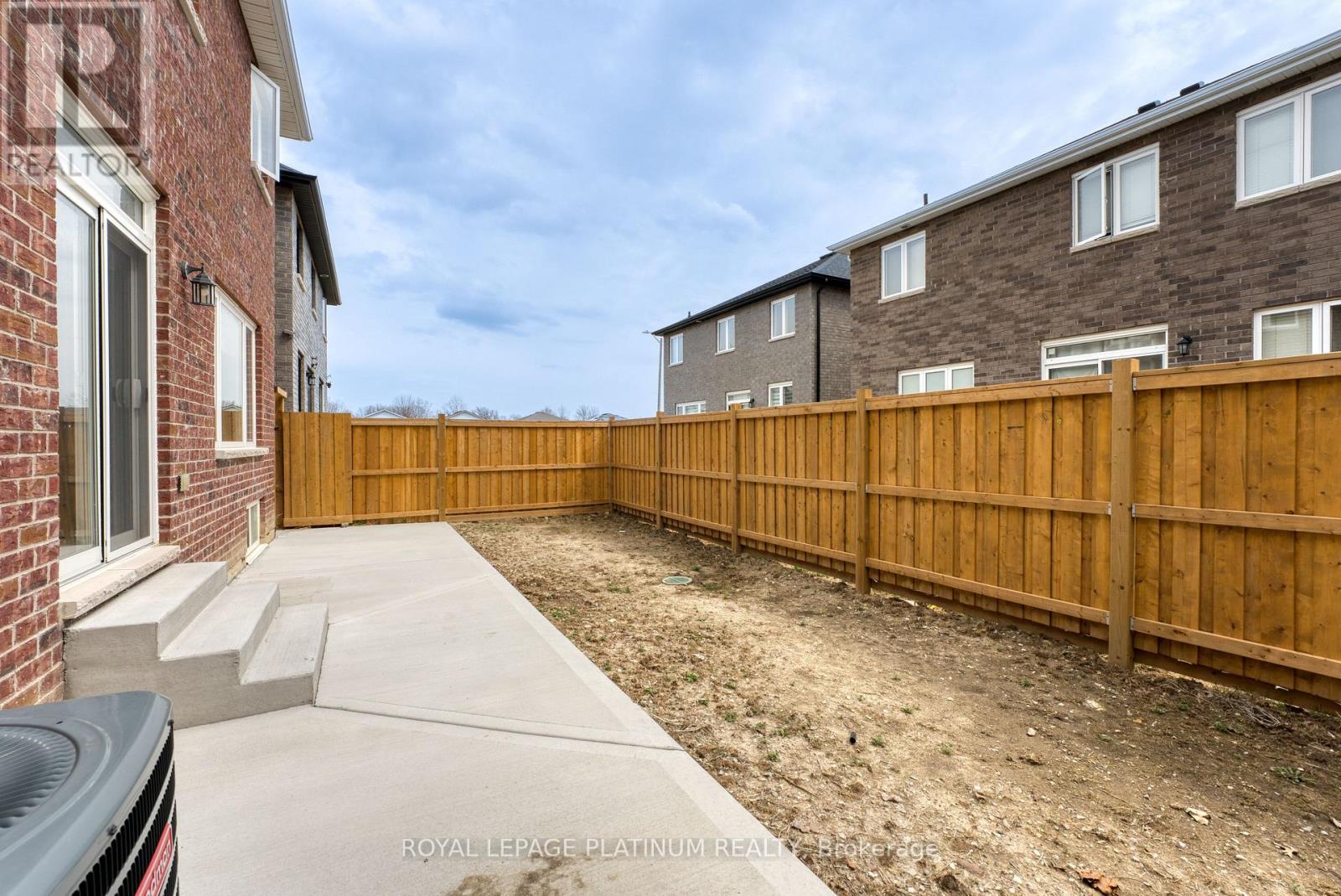 4277 John Ross Court, Windsor, Ontario  N8W 0B5 - Photo 36 - X12952942