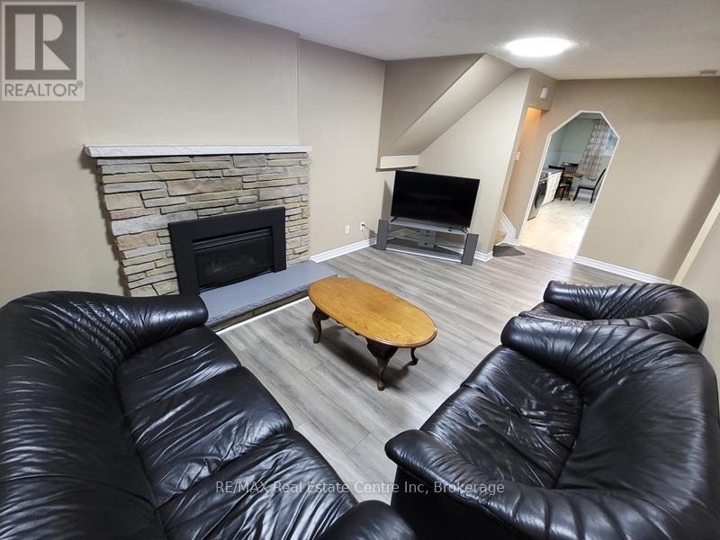 9 Sanderson Drive, Guelph, Ontario  N1H 6T7 - Photo 17 - X12940300