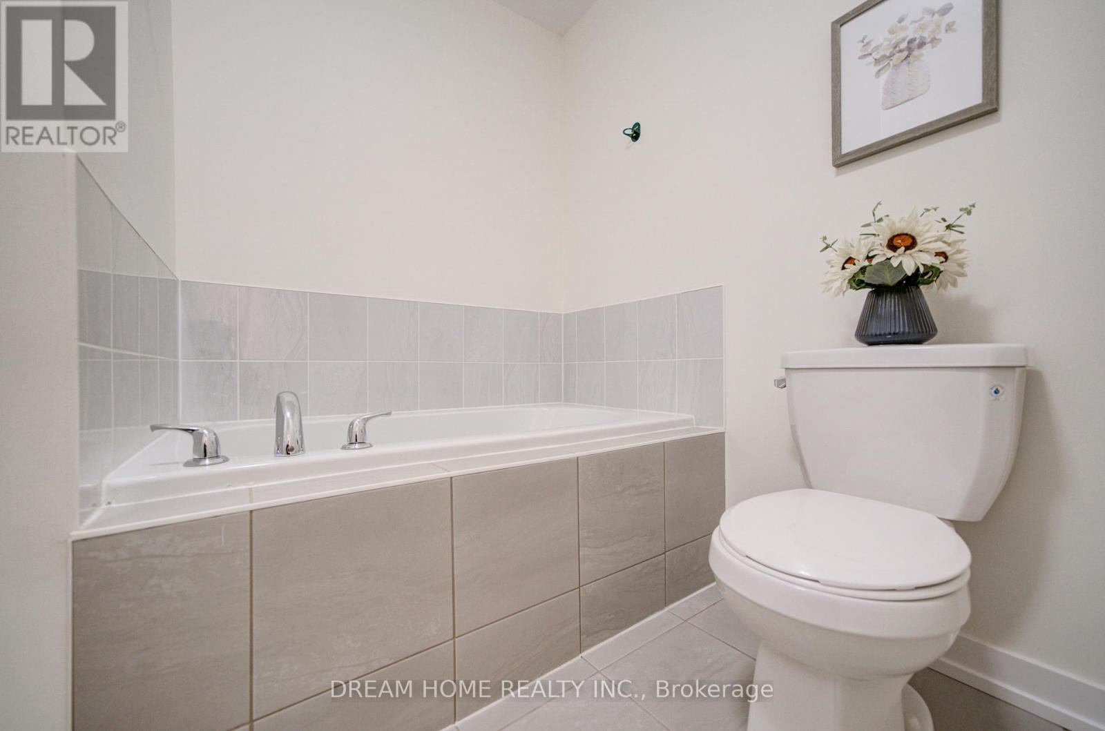 2190 Donald Cousens Parkway, Markham, Ontario  L6B 1P1 - Photo 25 - N12948920