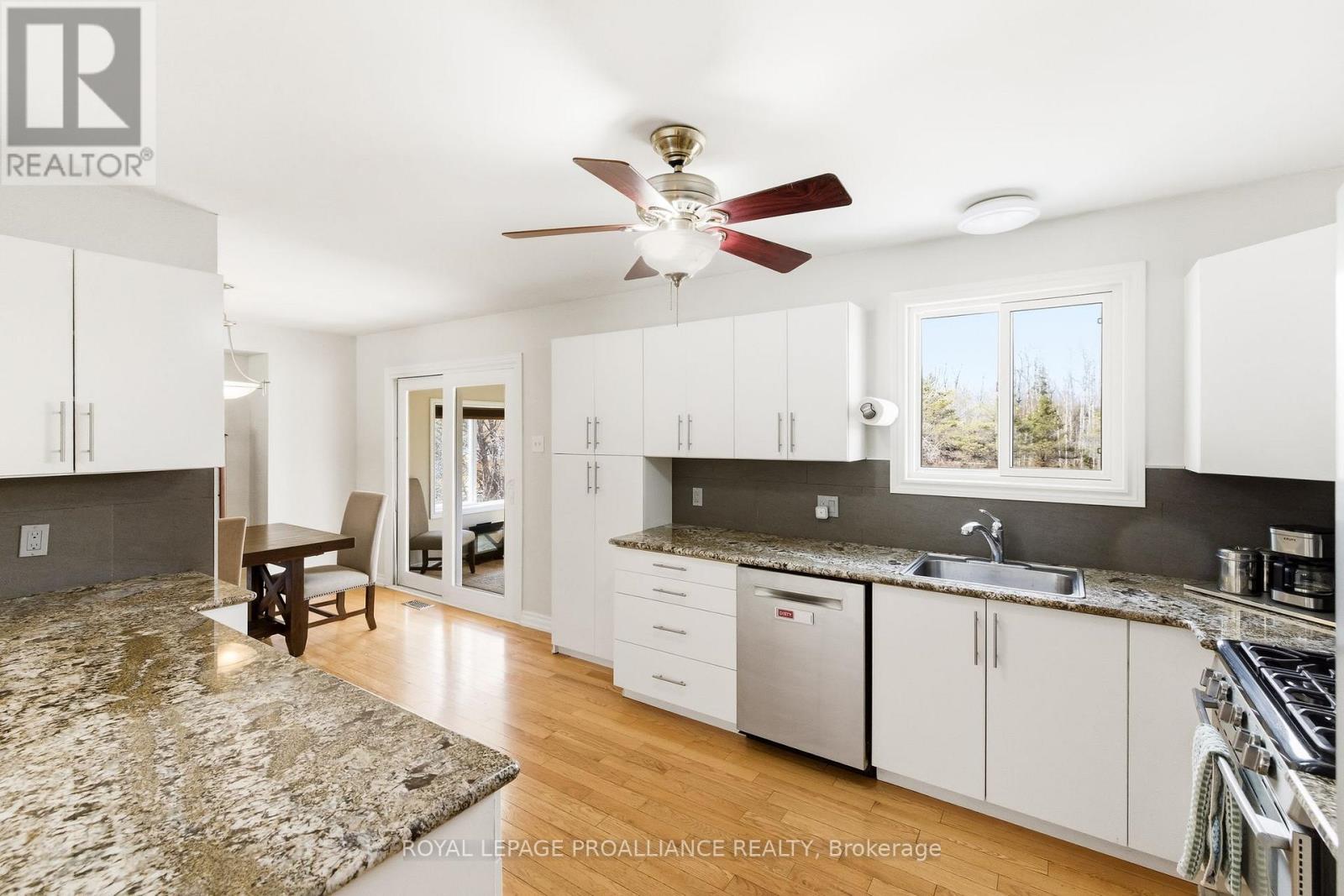 1478 Cedar Valley Road, Cavan Monaghan, Ontario  K0L 1V0 - Photo 19 - X12953022