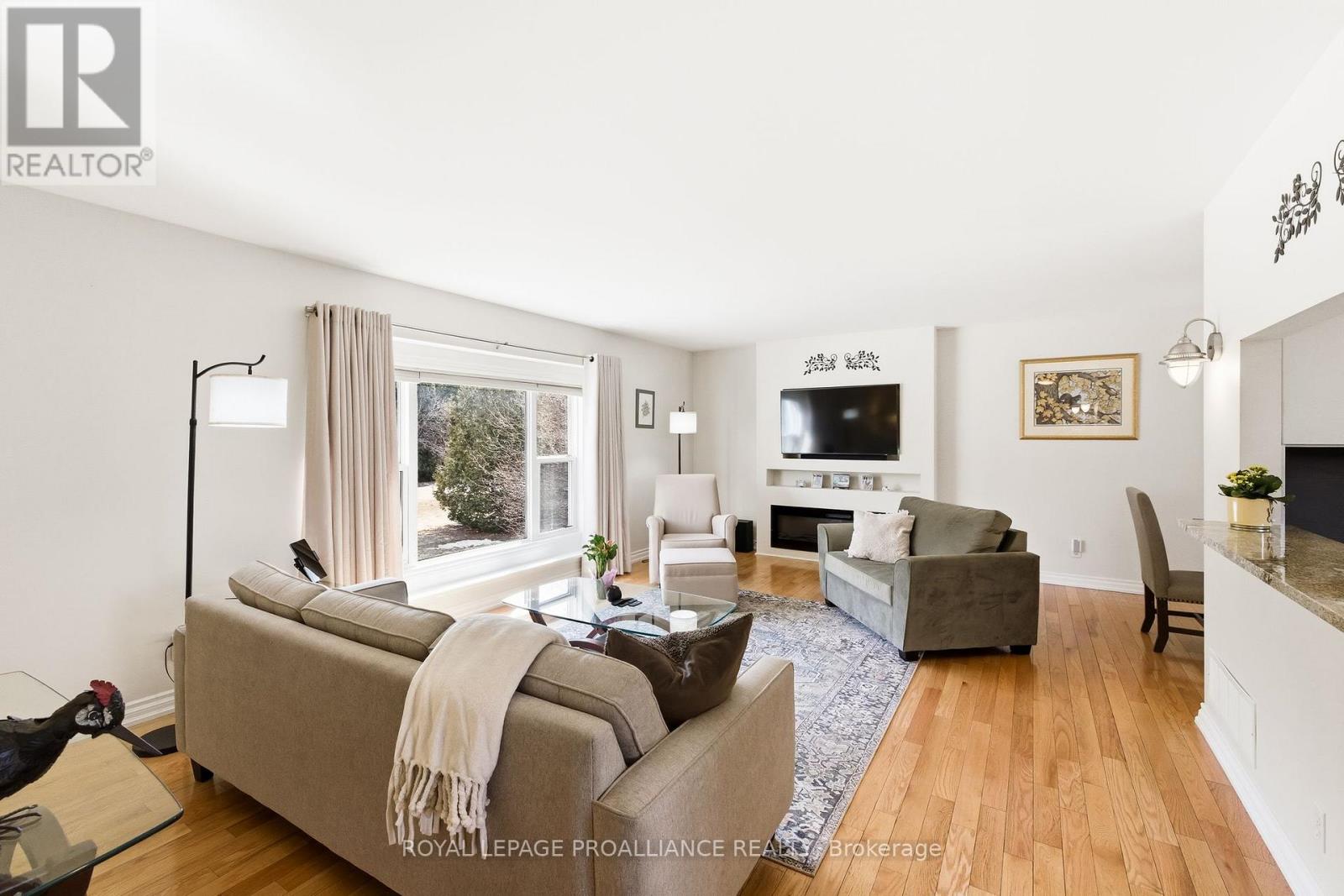 1478 Cedar Valley Road, Cavan Monaghan, Ontario  K0L 1V0 - Photo 5 - X12953022