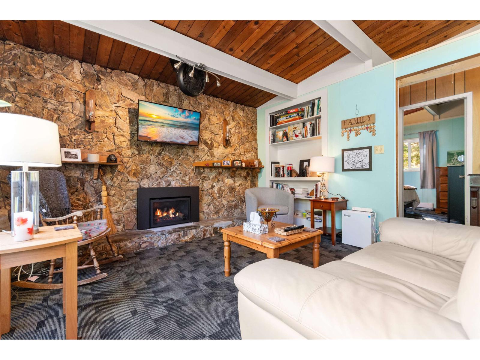 66602 Summer Road, Kawkawa Lake, Hope, British Columbia  V0X 1L1 - Photo 10 - R3106442