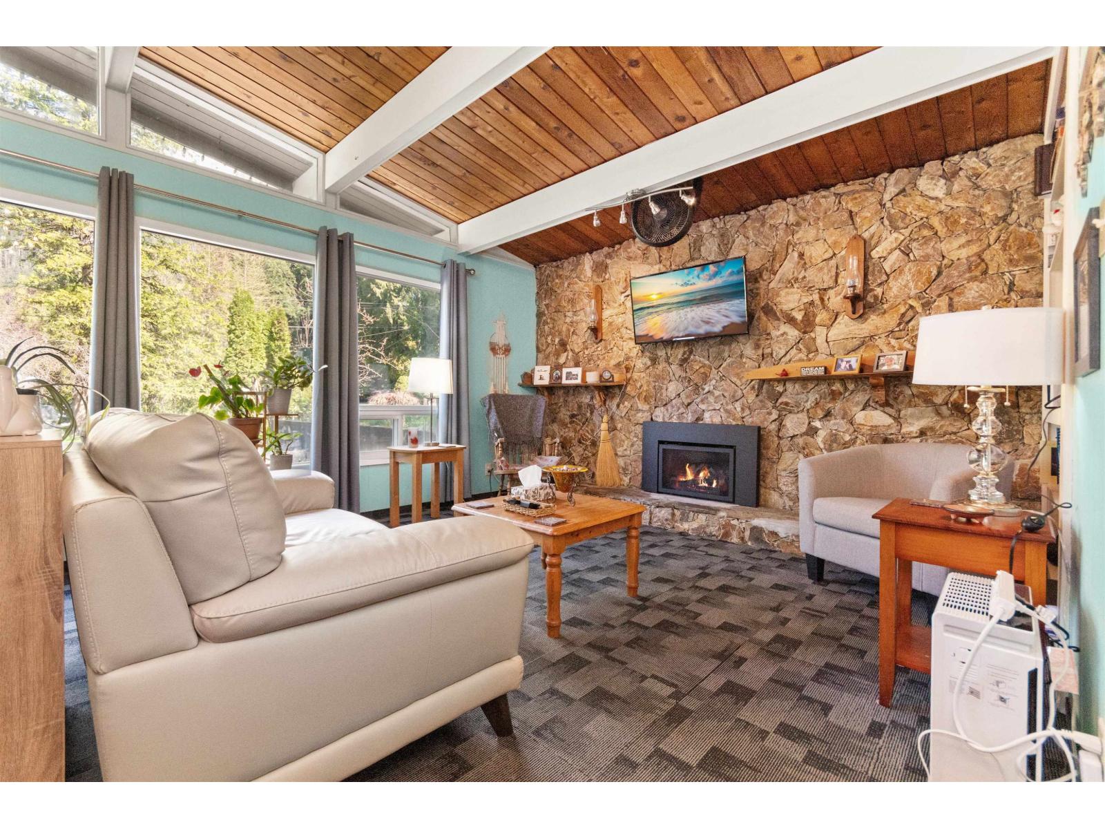 66602 Summer Road, Kawkawa Lake, Hope, British Columbia  V0X 1L1 - Photo 7 - R3106442