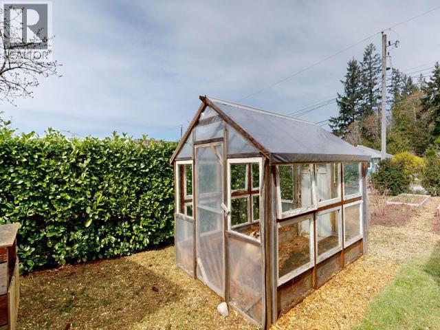 6152 Lois Street, Powell River, British Columbia  V8A 4V1 - Photo 29 - 19755