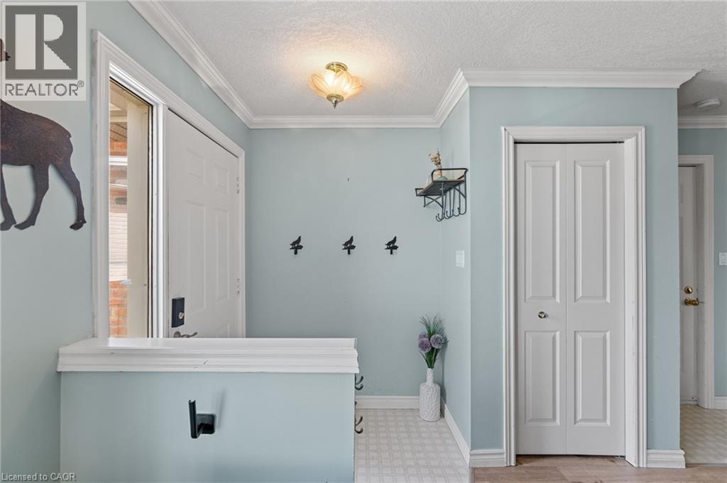 28 Gemmell Court, Stratford, Ontario  N5A 7W9 - Photo 8 - 40813772