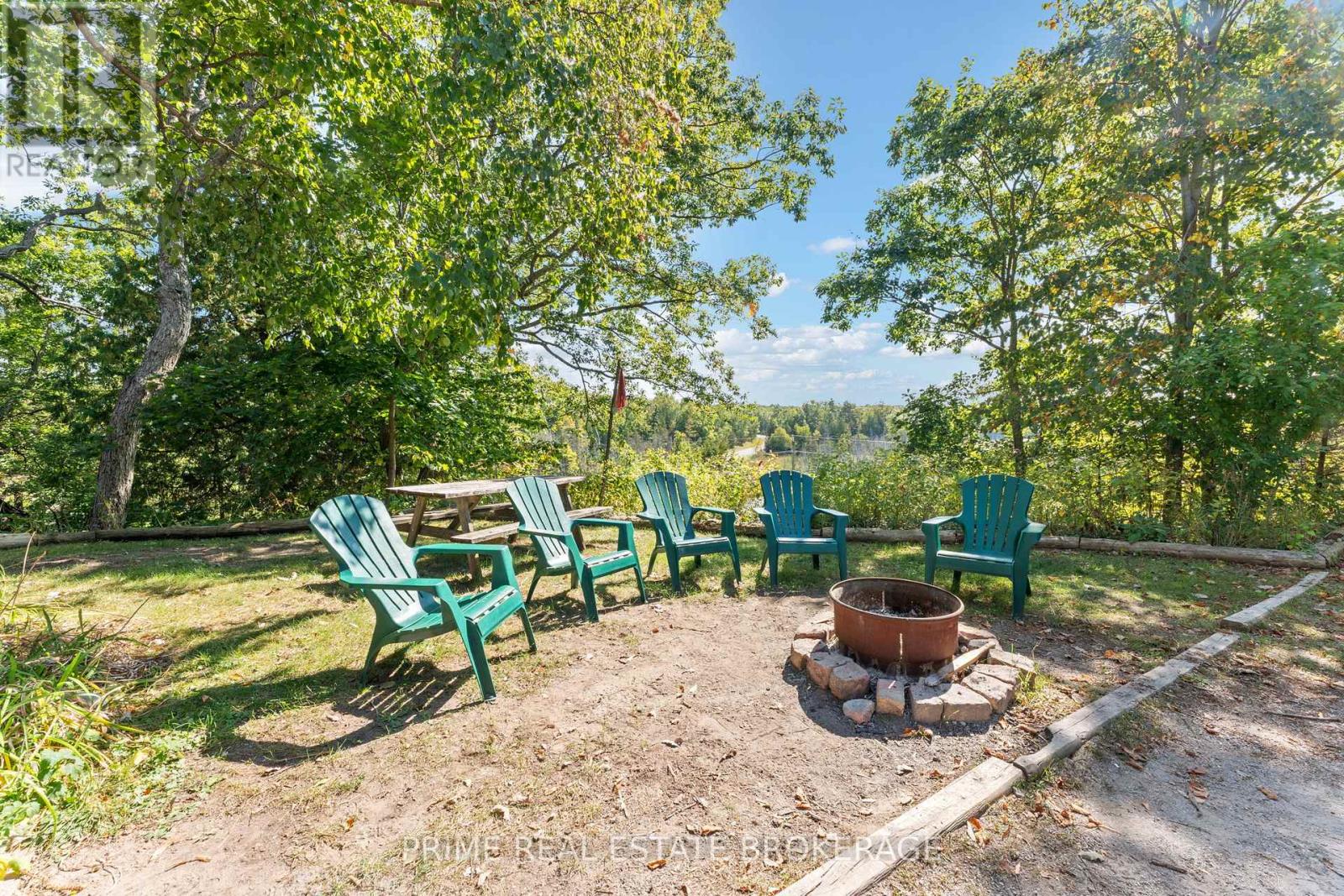 7166 Outer Drive, Lambton Shores, Ontario  N0M 2L0 - Photo 45 - X12953012
