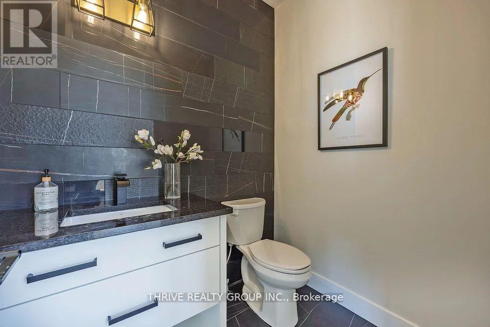 870 Lunar Drive, London North, Ontario  N6G 3X9 - Photo 8 - X12953058