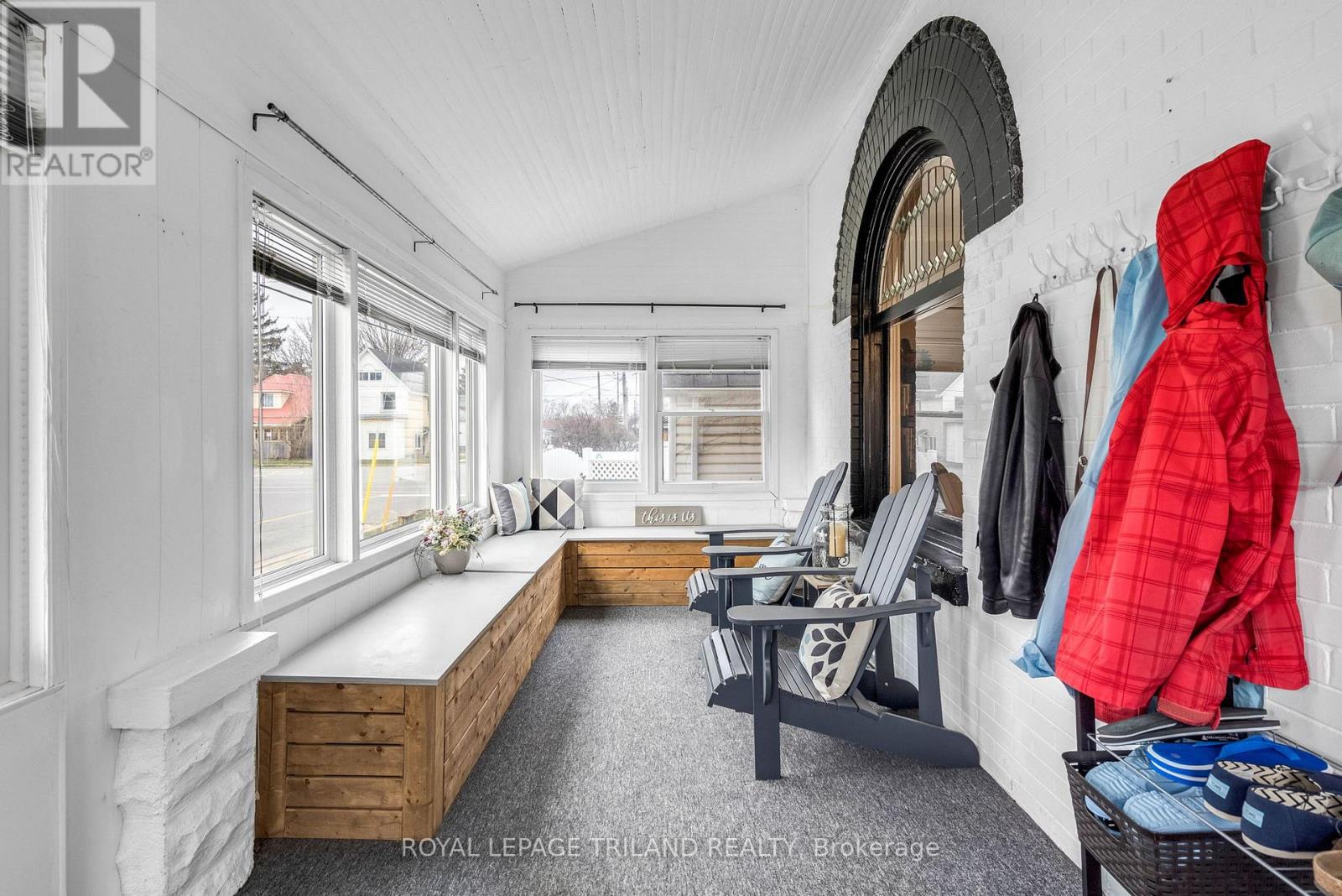 75 Chester Street, St. Thomas, Ontario  N5R 1V7 - Photo 4 - X12953070