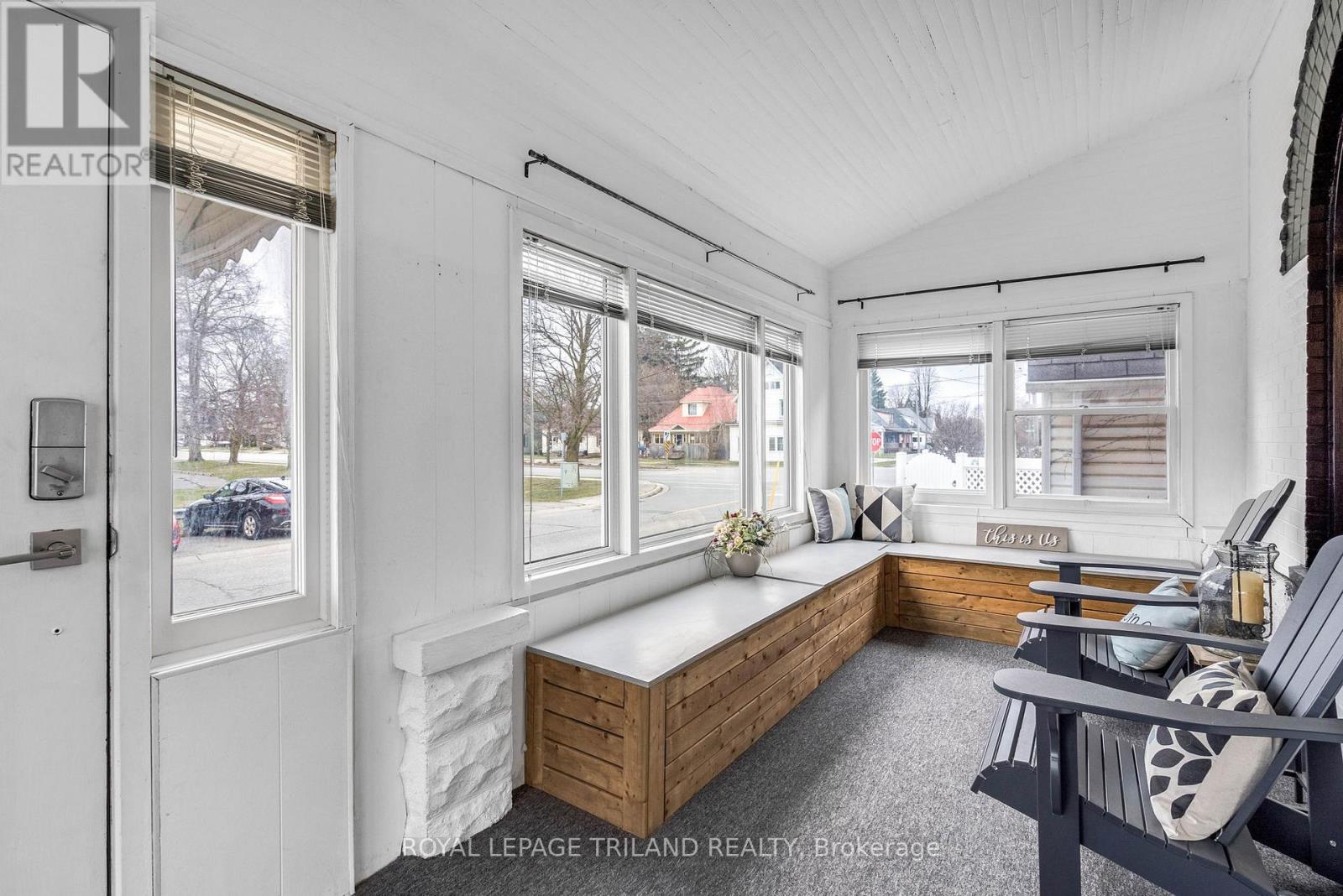 75 Chester Street, St. Thomas, Ontario  N5R 1V7 - Photo 5 - X12953070