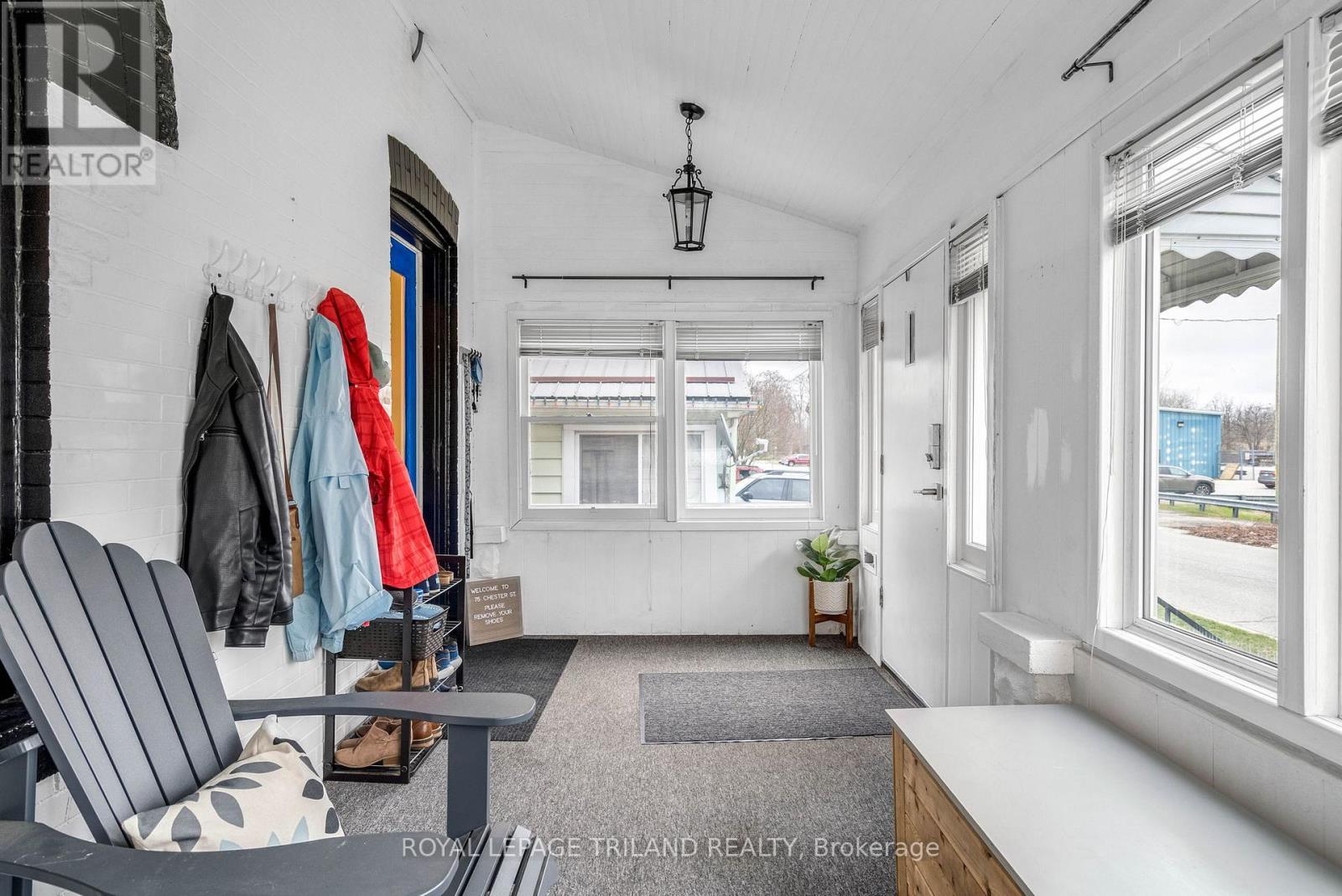 75 Chester Street, St. Thomas, Ontario  N5R 1V7 - Photo 7 - X12953070