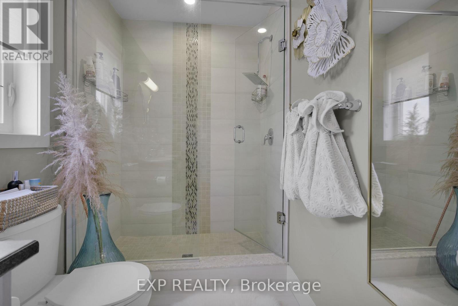 349 Edgevalley Road, London East, Ontario  N5V 0C3 - Photo 28 - X12953074