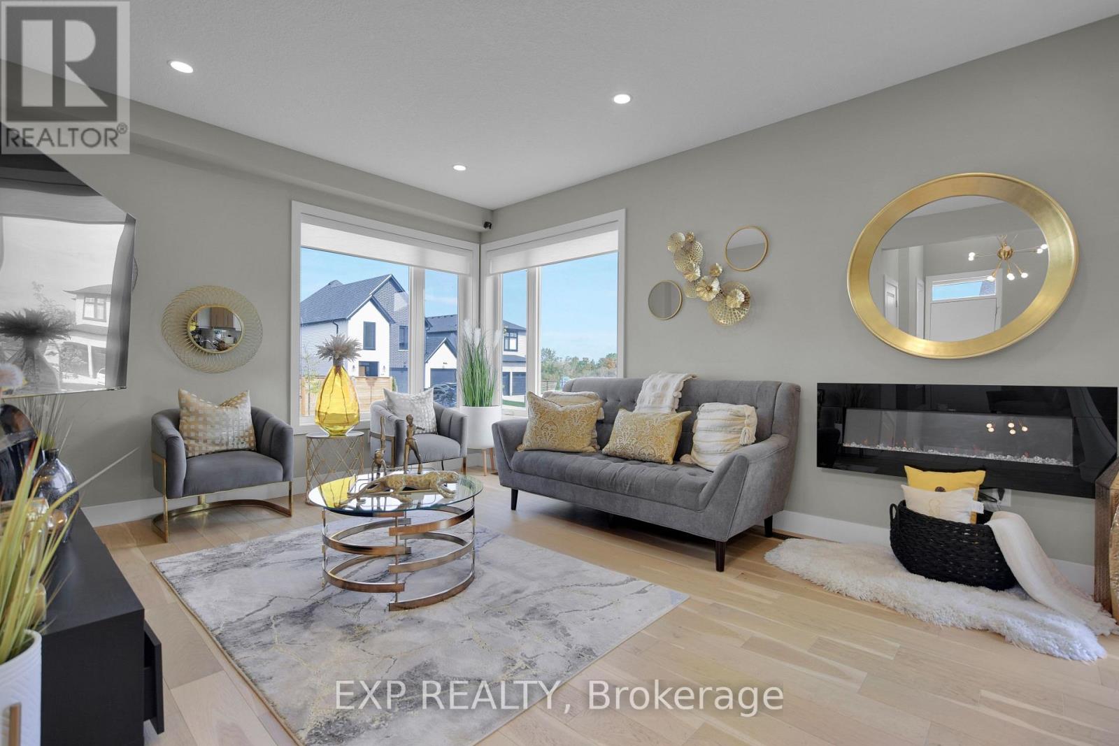 349 Edgevalley Road, London East, Ontario  N5V 0C3 - Photo 6 - X12953074