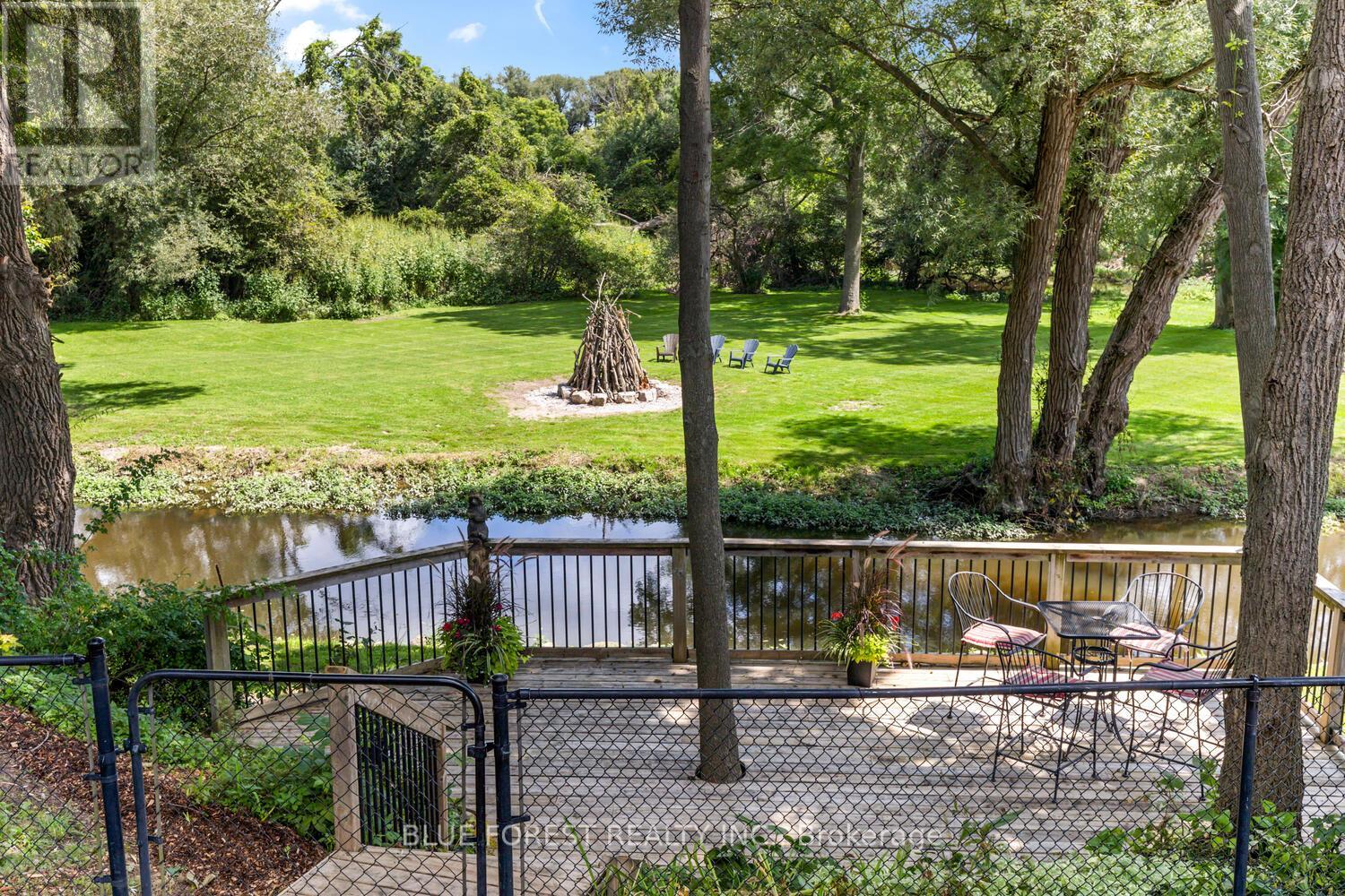 21948 Adelaide Street N, Middlesex Centre, Ontario  N0M 1C0 - Photo 33 - X12953110