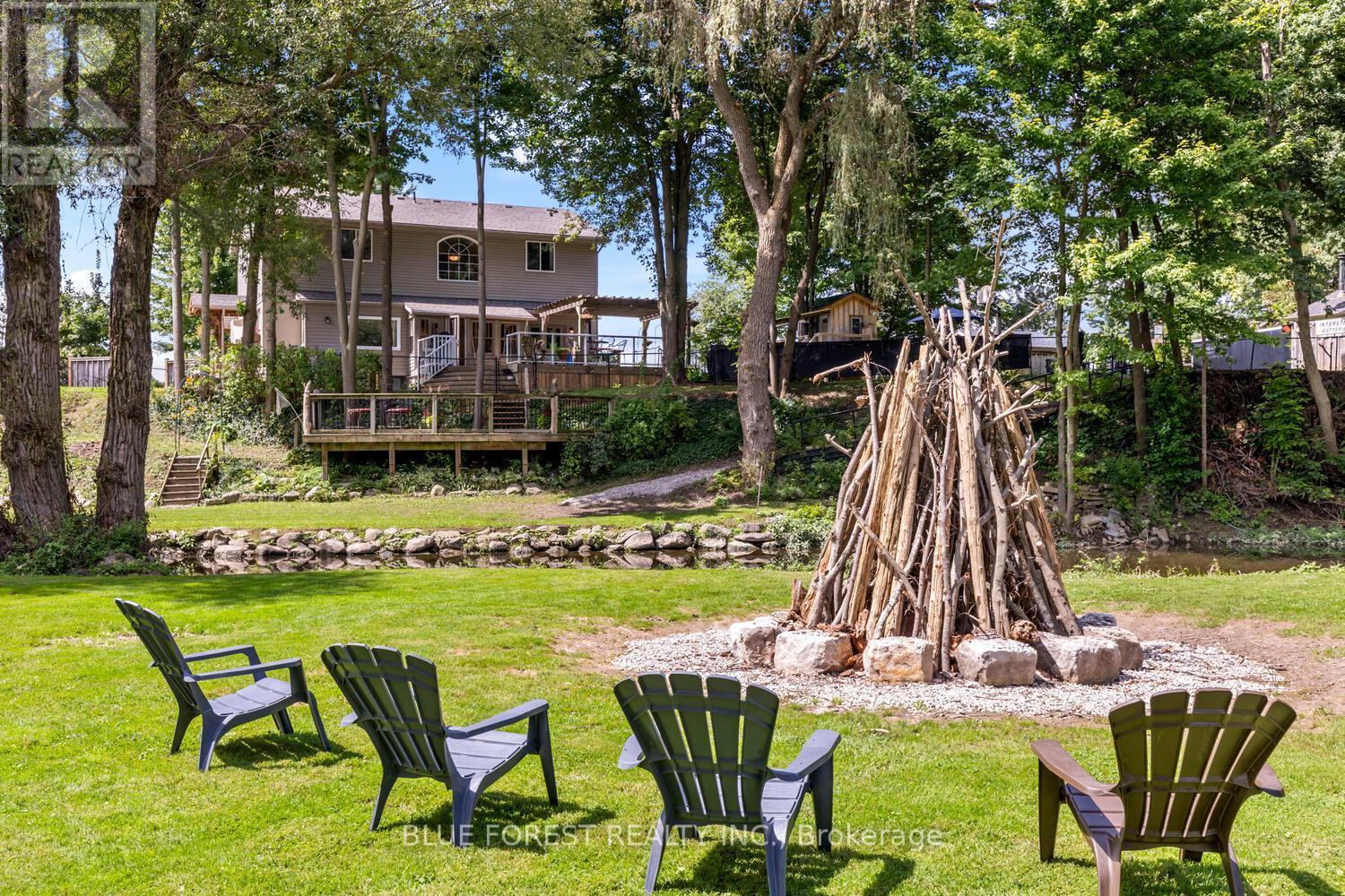 21948 Adelaide Street N, Middlesex Centre, Ontario  N0M 1C0 - Photo 36 - X12953110