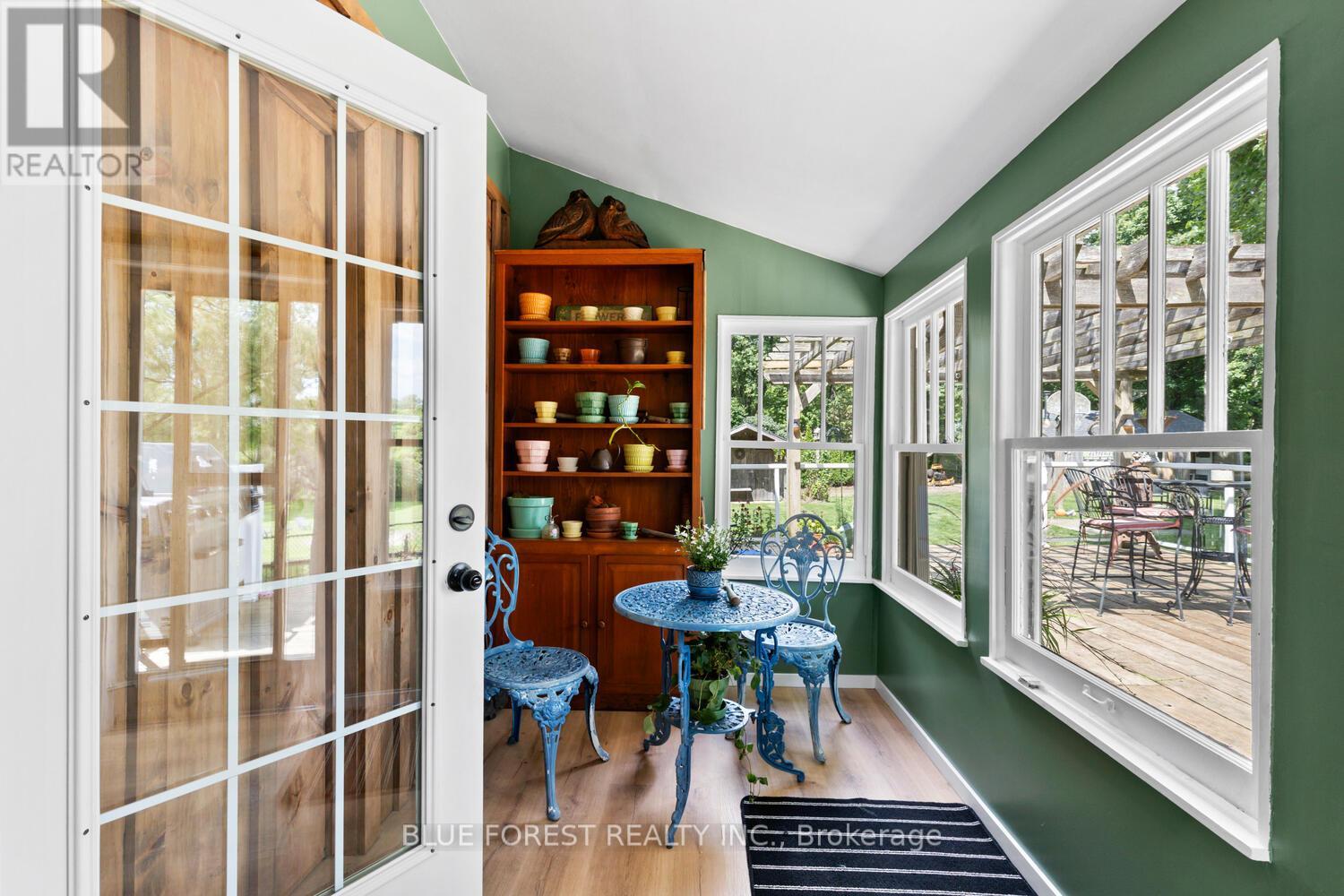 21948 Adelaide Street N, Middlesex Centre, Ontario  N0M 1C0 - Photo 4 - X12953110