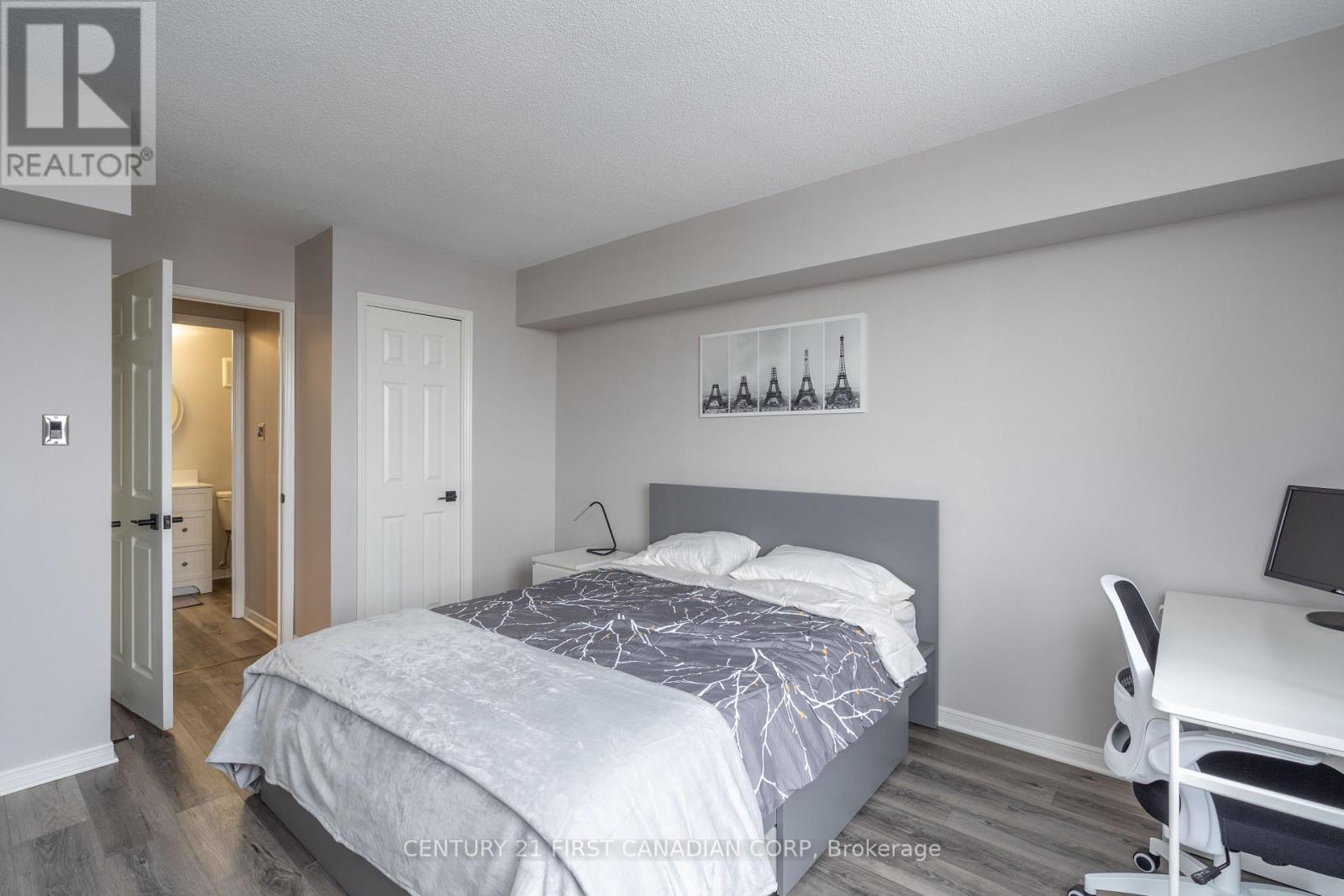 1604 - 695 Richmond Street, London East, Ontario  N6A 5M8 - Photo 11 - X12953130