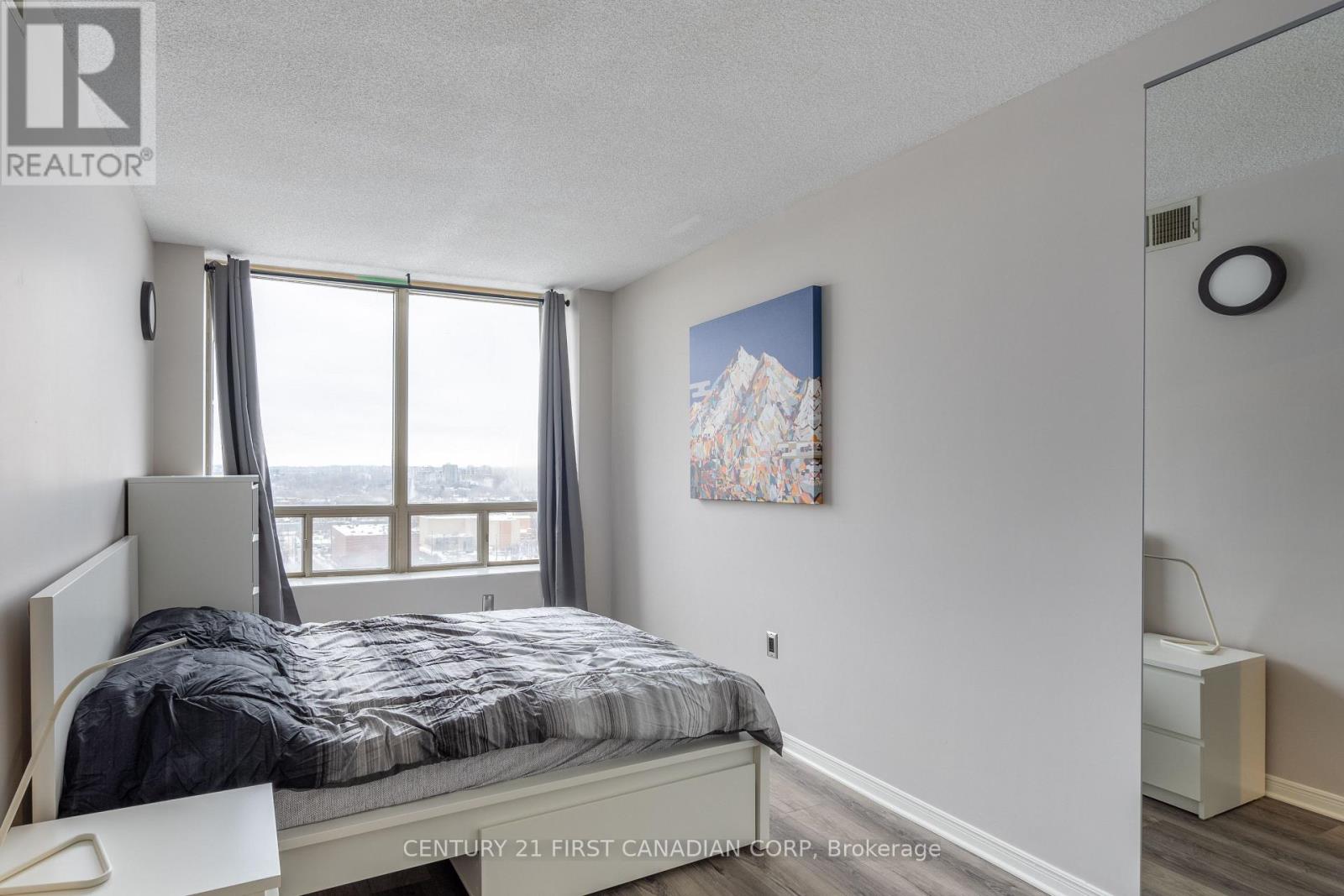 1604 - 695 Richmond Street, London East, Ontario  N6A 5M8 - Photo 5 - X12953130