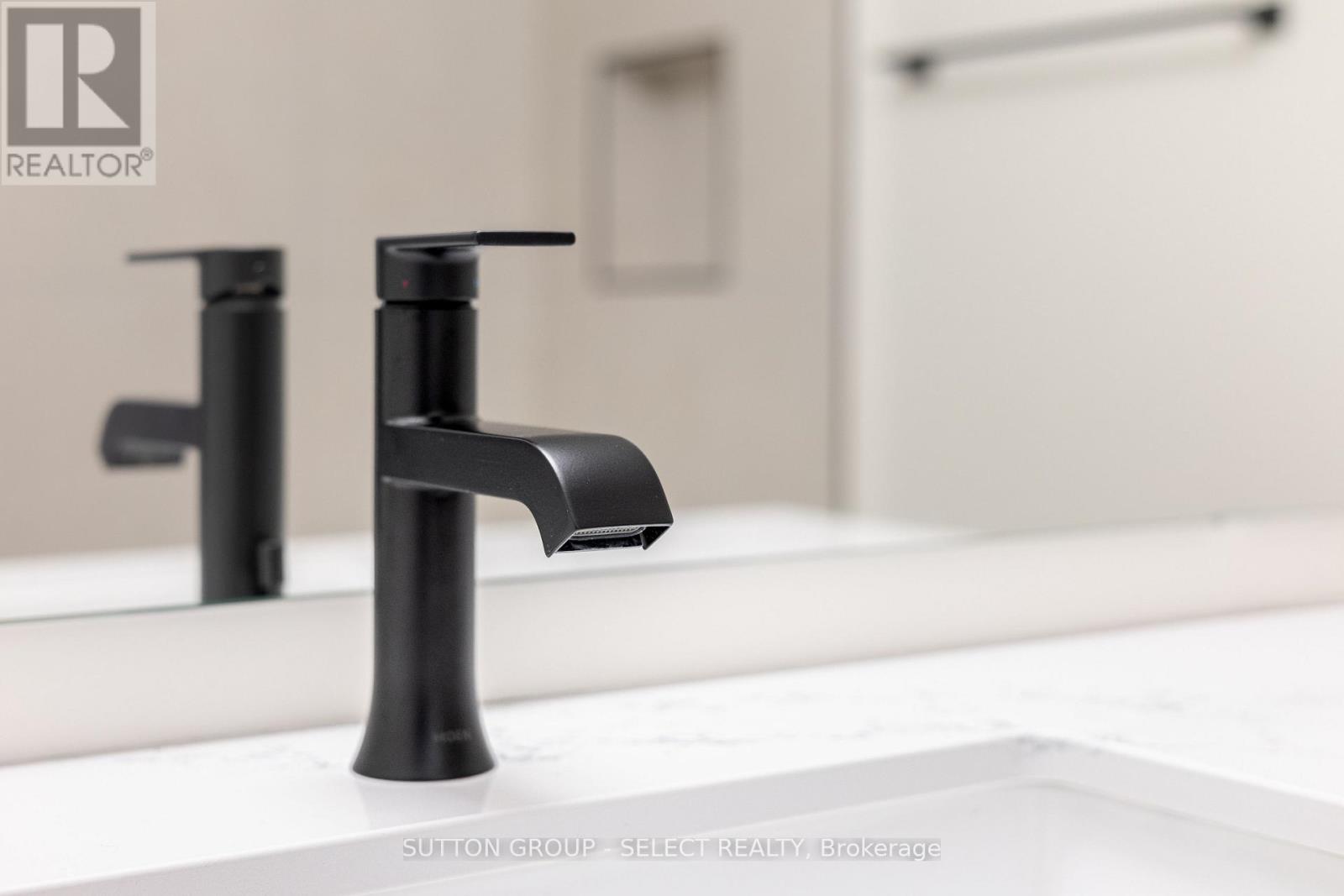 4 - 233 Upper Queen Street, Thames Centre, Ontario  N0M 2P0 - Photo 30 - X12953138