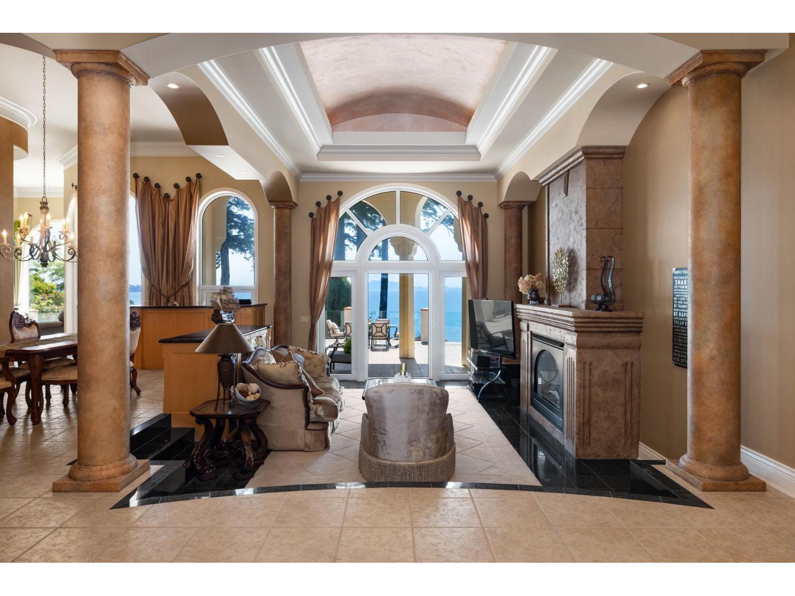 13464 13a Avenue, Surrey, British Columbia  V4A 1C4 - Photo 5 - R3106452