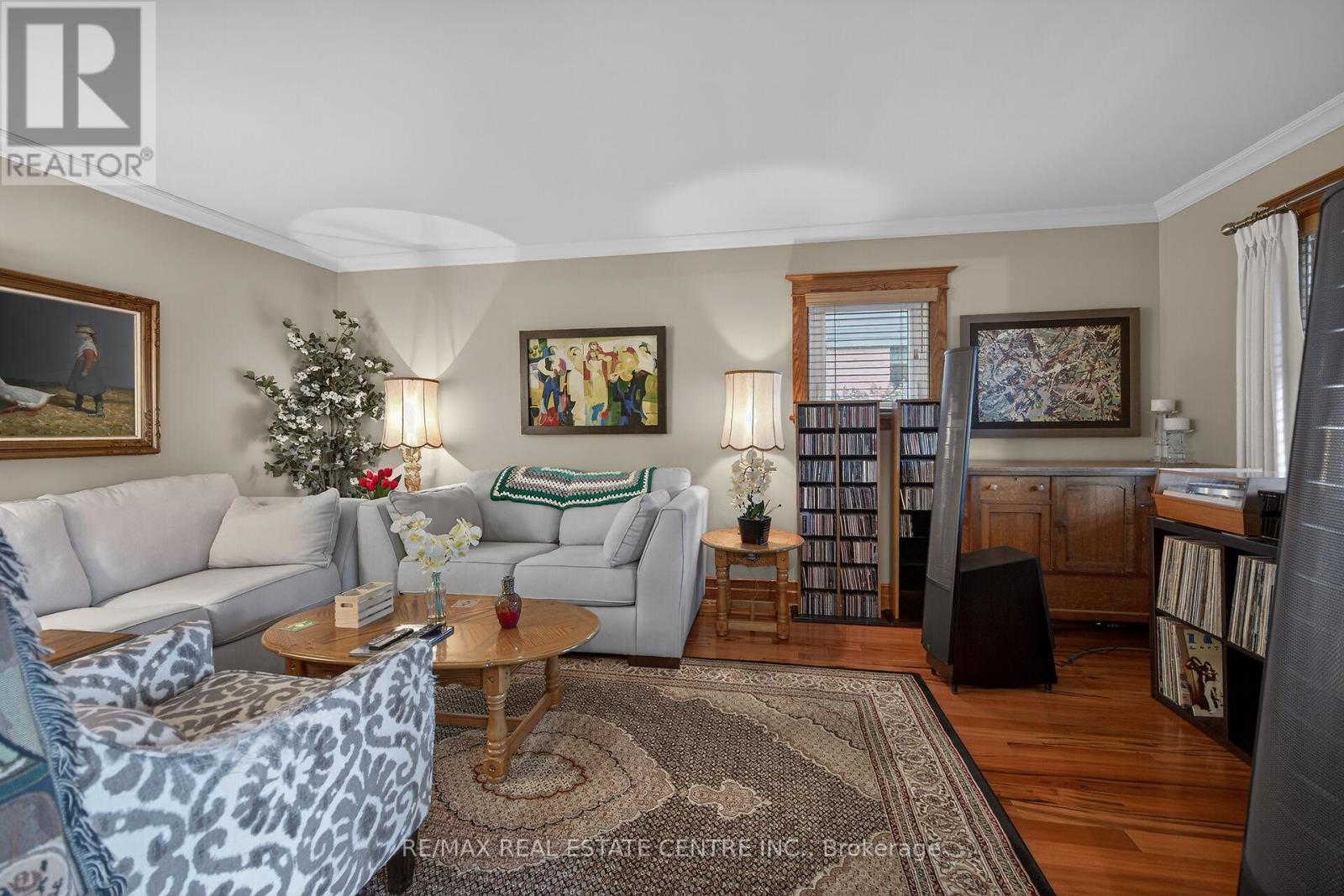 3 Second Street S, Hamilton, Ontario  L8G 1R4 - Photo 6 - X12950920