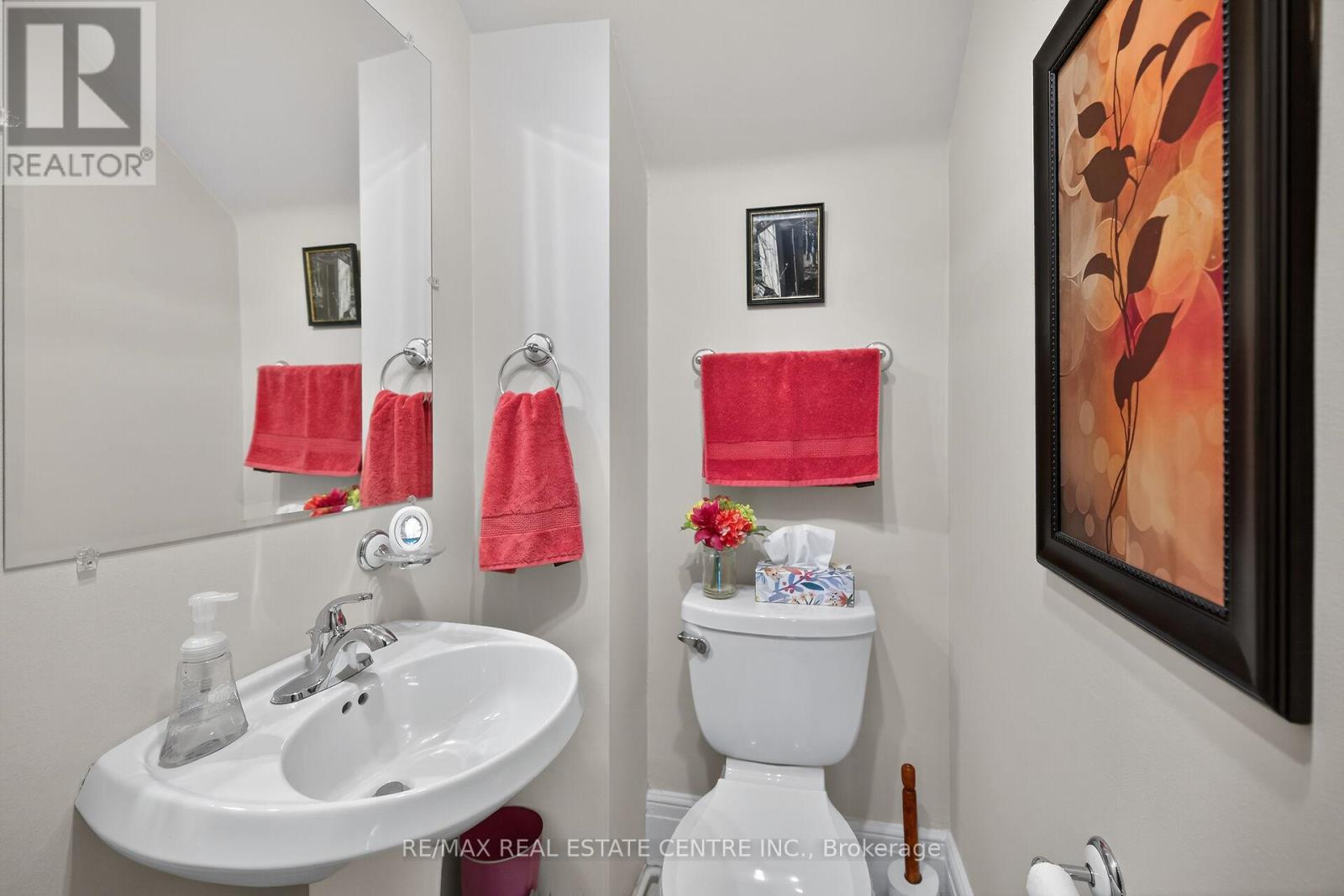 3 Second Street S, Hamilton, Ontario  L8G 1R4 - Photo 11 - X12950920