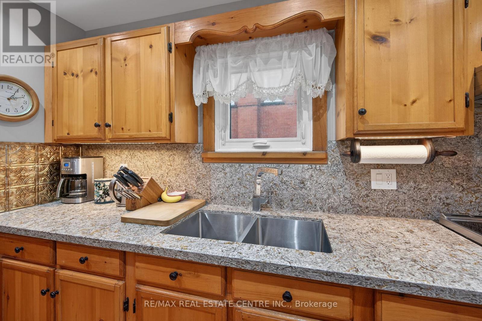 3 Second Street S, Hamilton, Ontario  L8G 1R4 - Photo 18 - X12950920