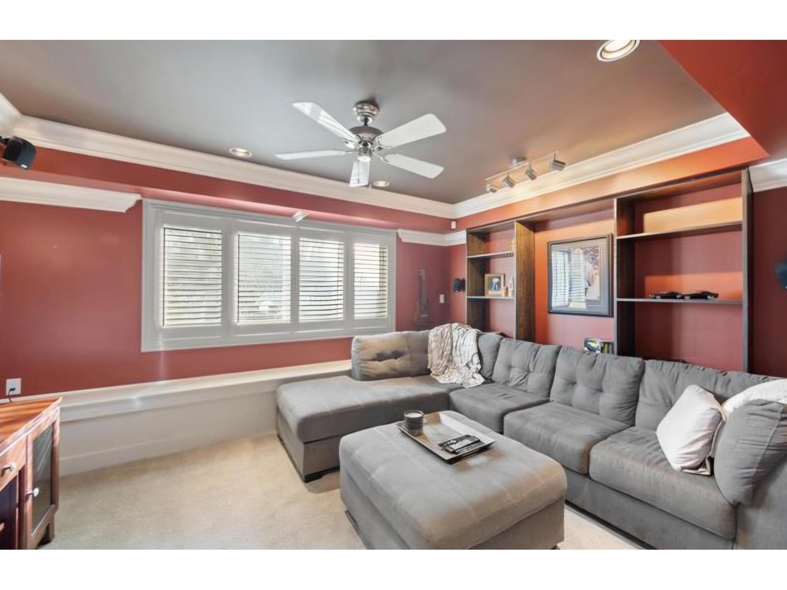 8055 Caribou Street, Mission, British Columbia  V2V 5R1 - Photo 12 - R3105217