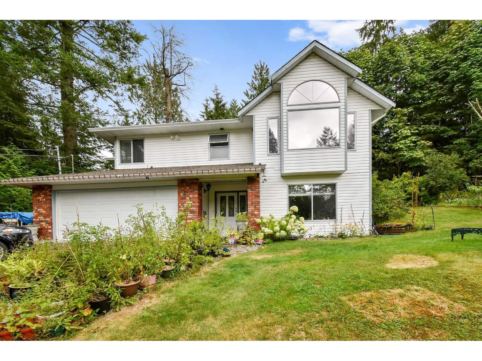 8928 HAMMOND STREET, Mission, British Columbia