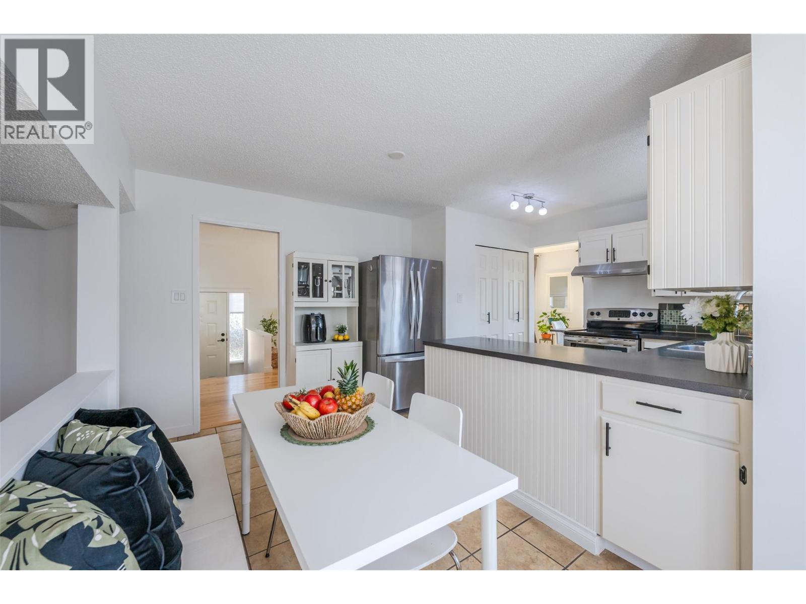 144 Adamson Place, Penticton, British Columbia  V2A 7R9 - Photo 15 - 10381924