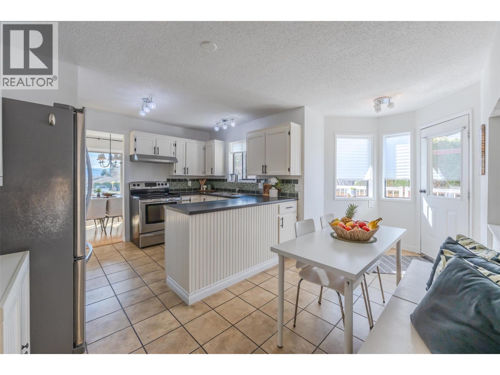 144 Adamson Place, Penticton, British Columbia  V2A 7R9 - Photo 14 - 10381924