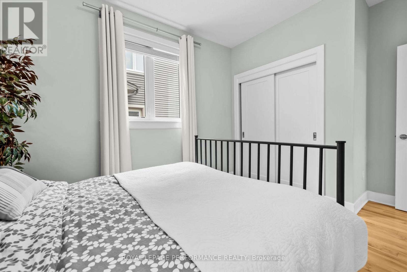 15 York Crossing Crossing, Russell, Ontario  K4R 0C4 - Photo 23 - X12953102