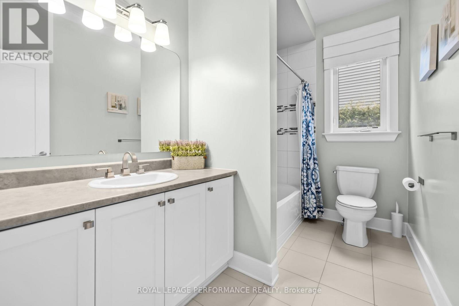 15 York Crossing Crossing, Russell, Ontario  K4R 0C4 - Photo 24 - X12953102