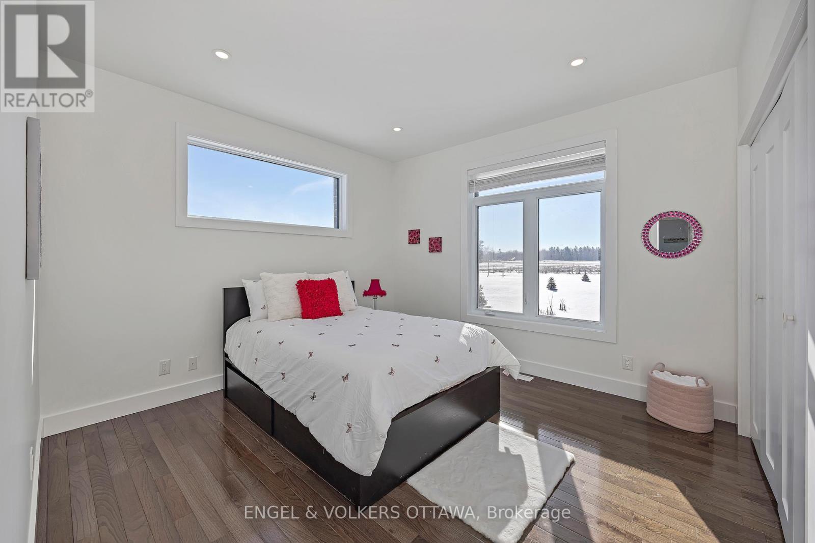 19 Synergy Way, Ottawa, Ontario  K2W 0K3 - Photo 17 - X12953158