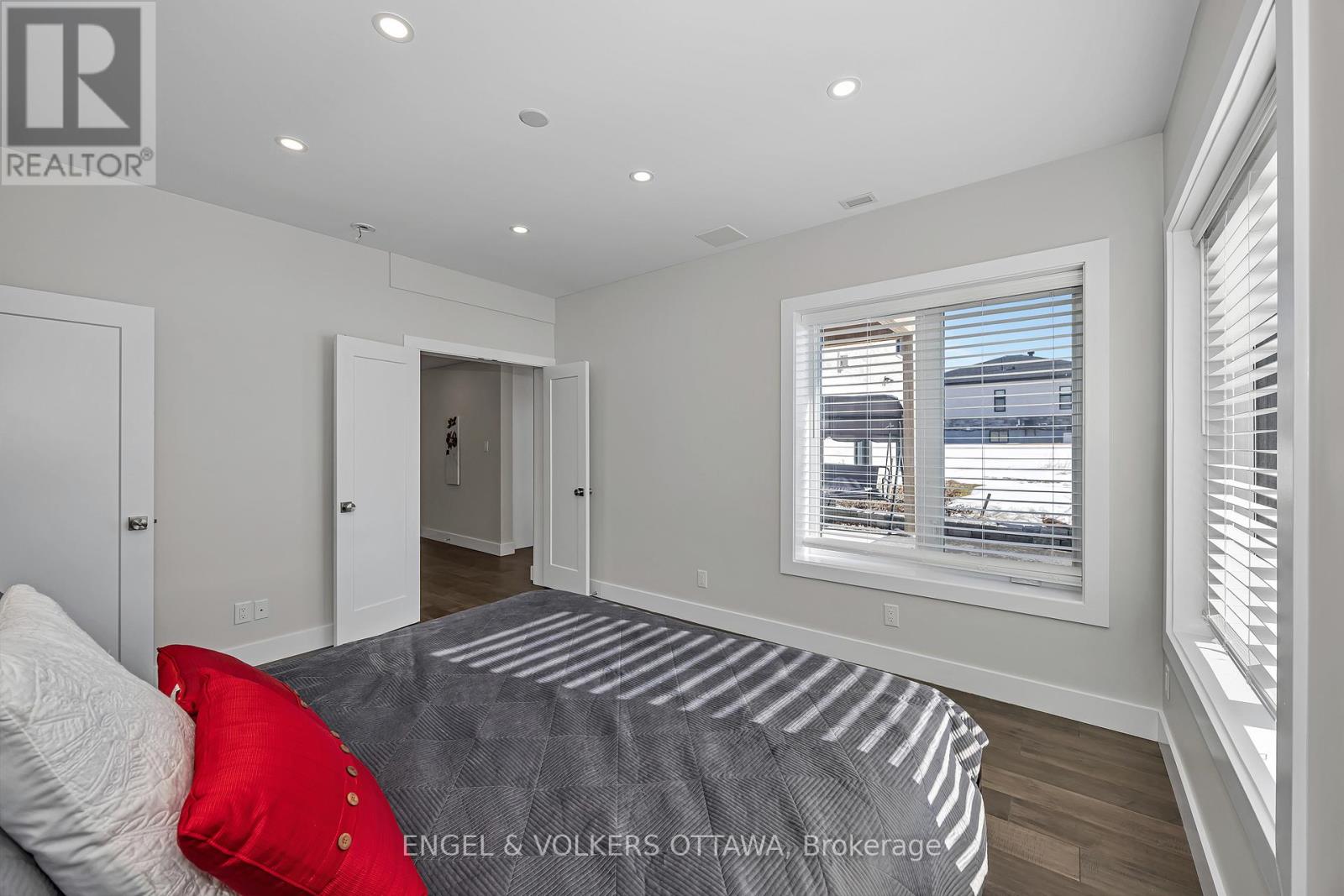 19 Synergy Way, Ottawa, Ontario  K2W 0K3 - Photo 32 - X12953158