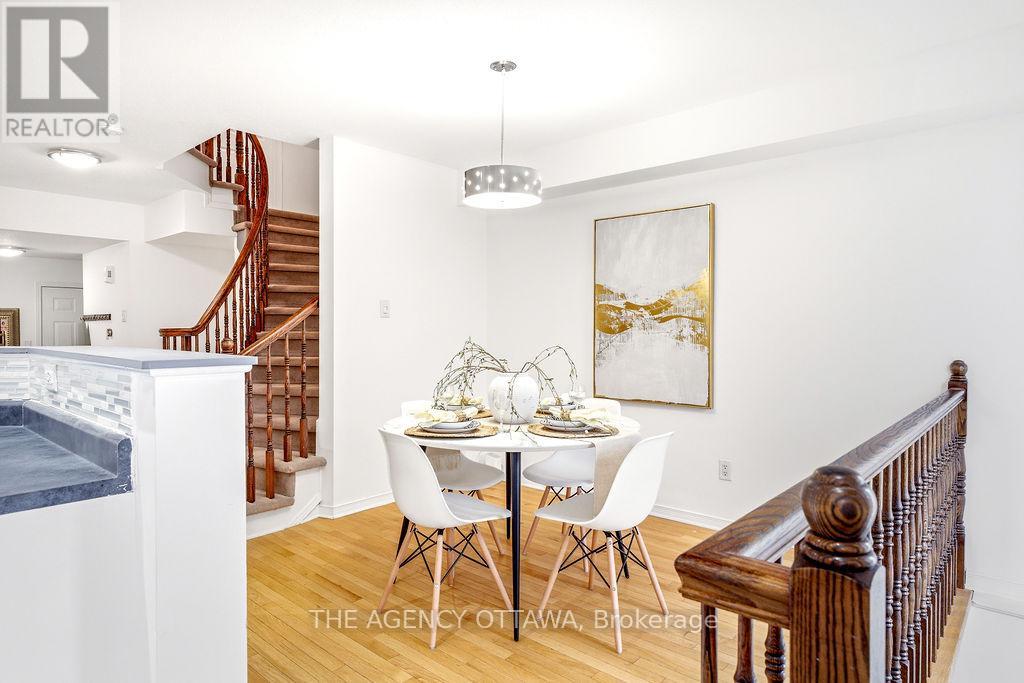 555 Aberfoyle Circle, Ottawa, Ontario  K2K 3R4 - Photo 11 - X12953264