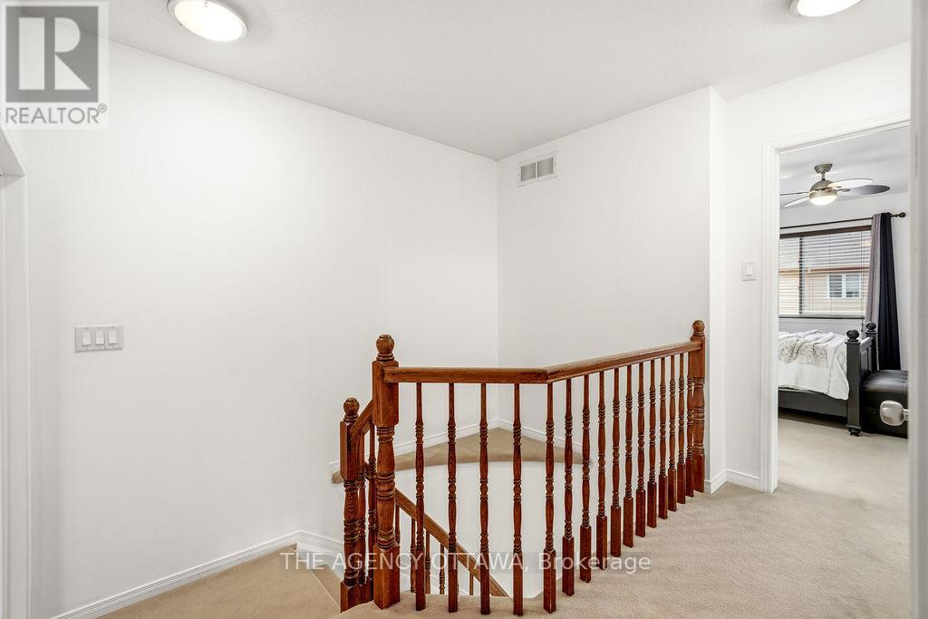 555 Aberfoyle Circle, Ottawa, Ontario  K2K 3R4 - Photo 18 - X12953264