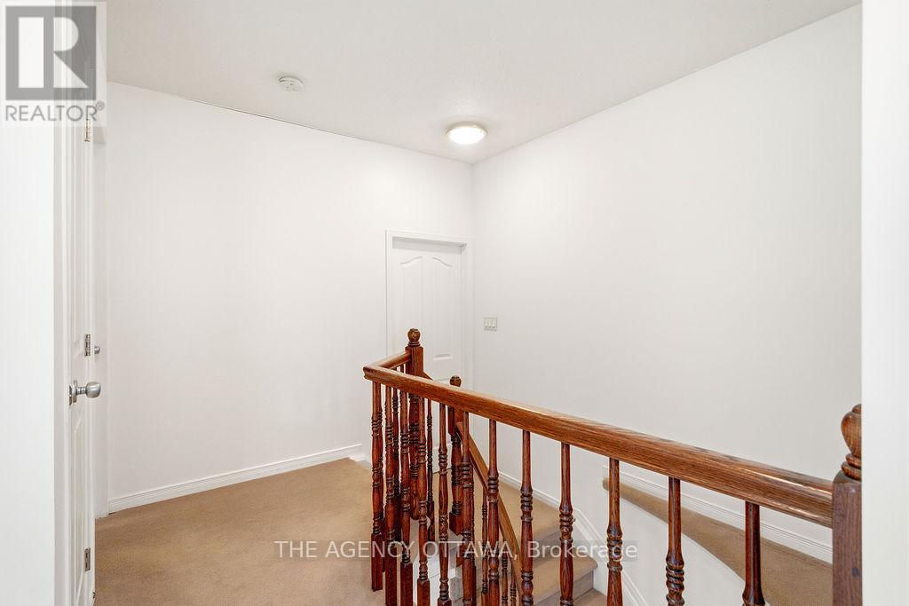 555 Aberfoyle Circle, Ottawa, Ontario  K2K 3R4 - Photo 27 - X12953264