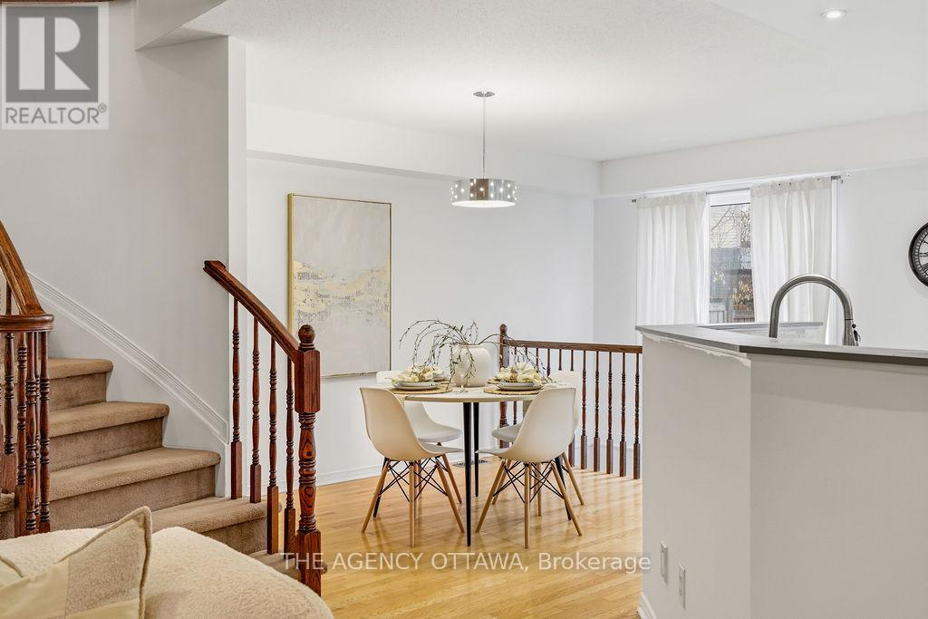 555 Aberfoyle Circle, Ottawa, Ontario  K2K 3R4 - Photo 9 - X12953264