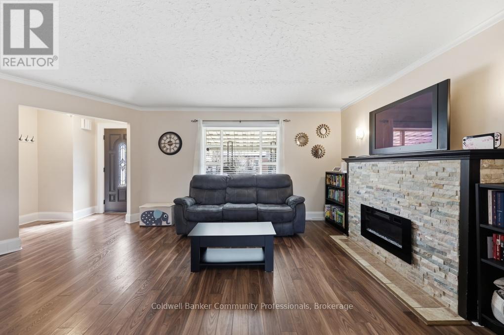 320 Darling Street, Brantford, Ontario  N3S 3Y2 - Photo 7 - X12953356