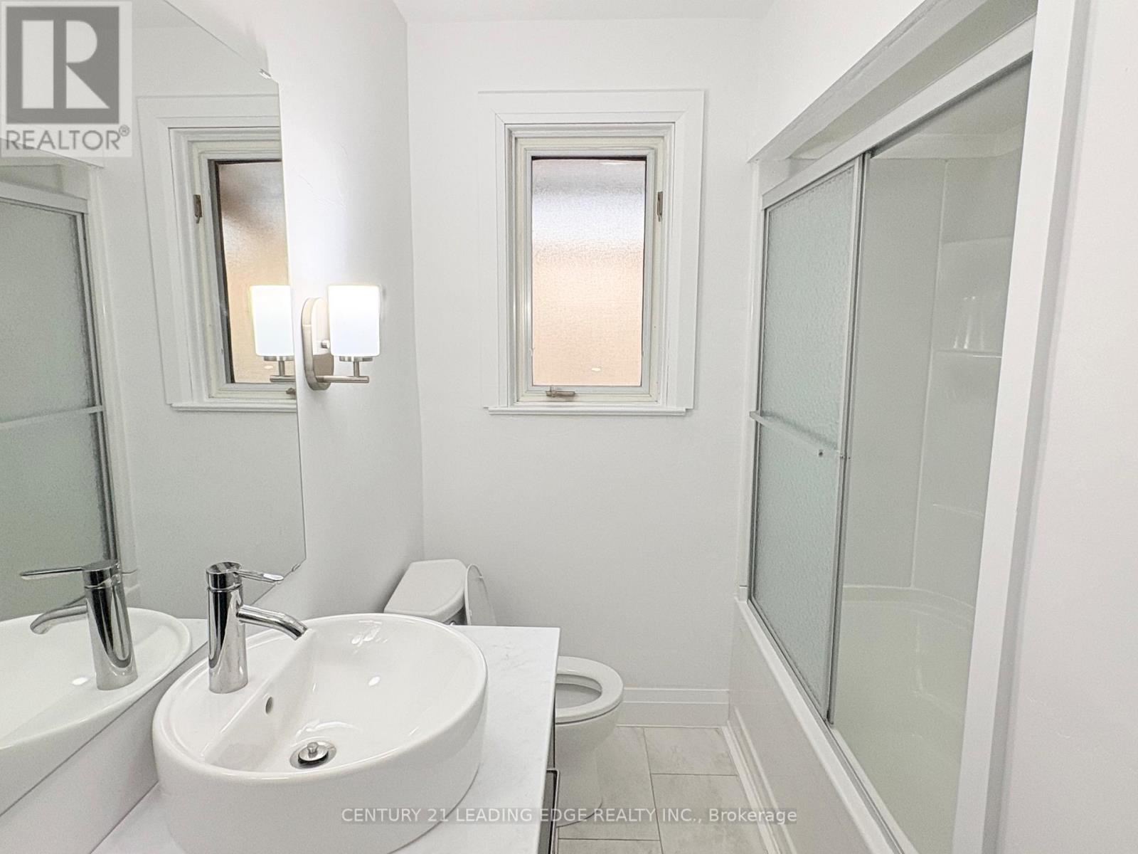 Main - 98 Benshire Drive, Toronto, Ontario  M1H 1M5 - Photo 12 - E12918796