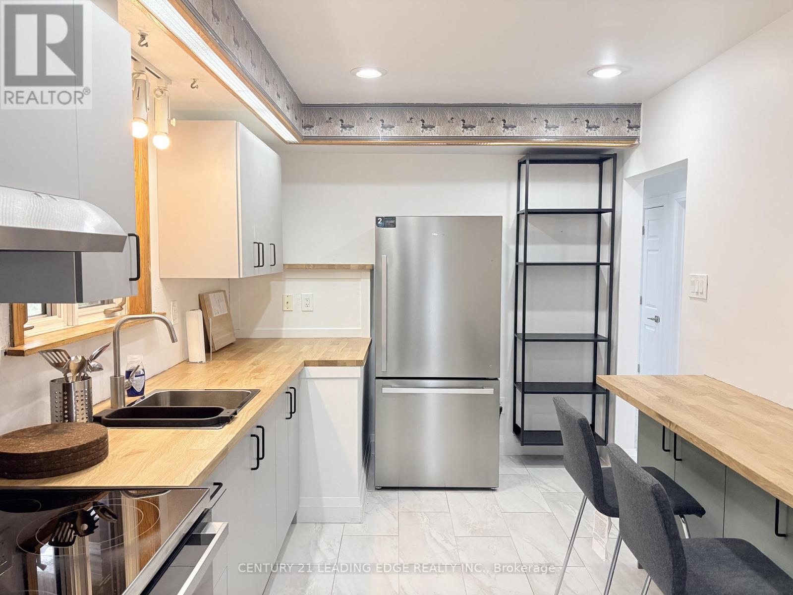 Main - 98 Benshire Drive, Toronto, Ontario  M1H 1M5 - Photo 9 - E12918796