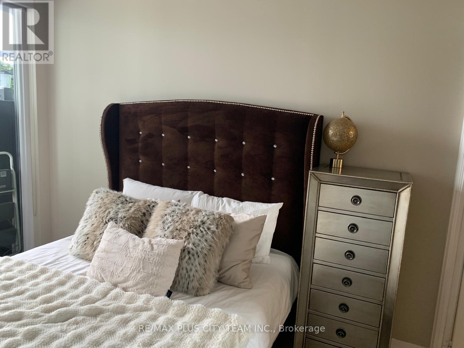 1304 - 20 Shore Breeze Drive, Toronto, Ontario  M8V 0C7 - Photo 22 - W12863184