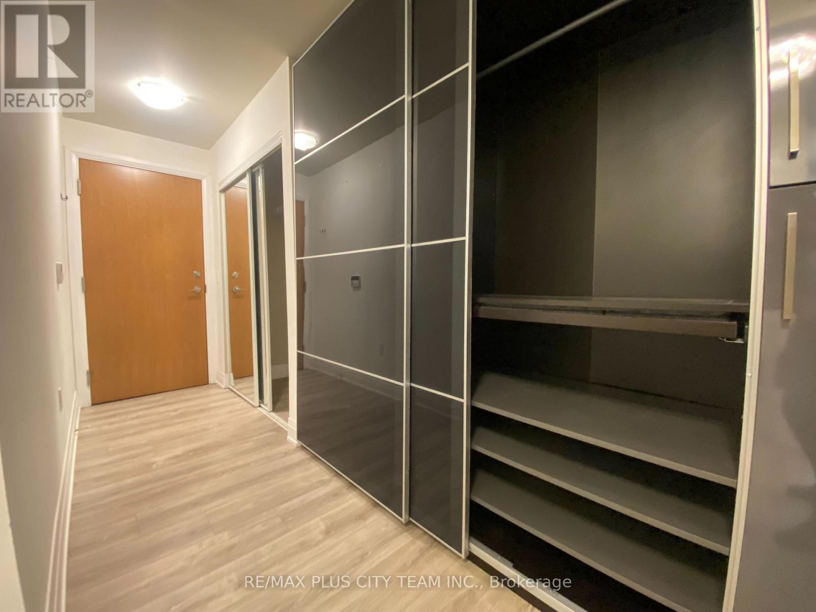 1304 - 20 Shore Breeze Drive, Toronto, Ontario  M8V 0C7 - Photo 14 - W12863184