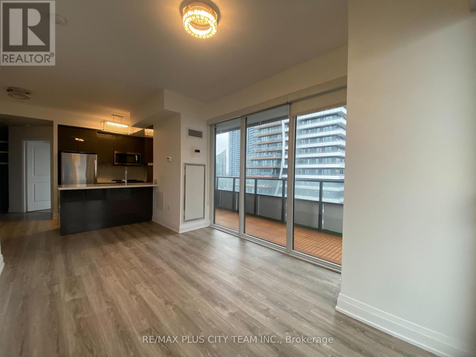 1304 - 20 Shore Breeze Drive, Toronto, Ontario  M8V 0C7 - Photo 4 - W12863184