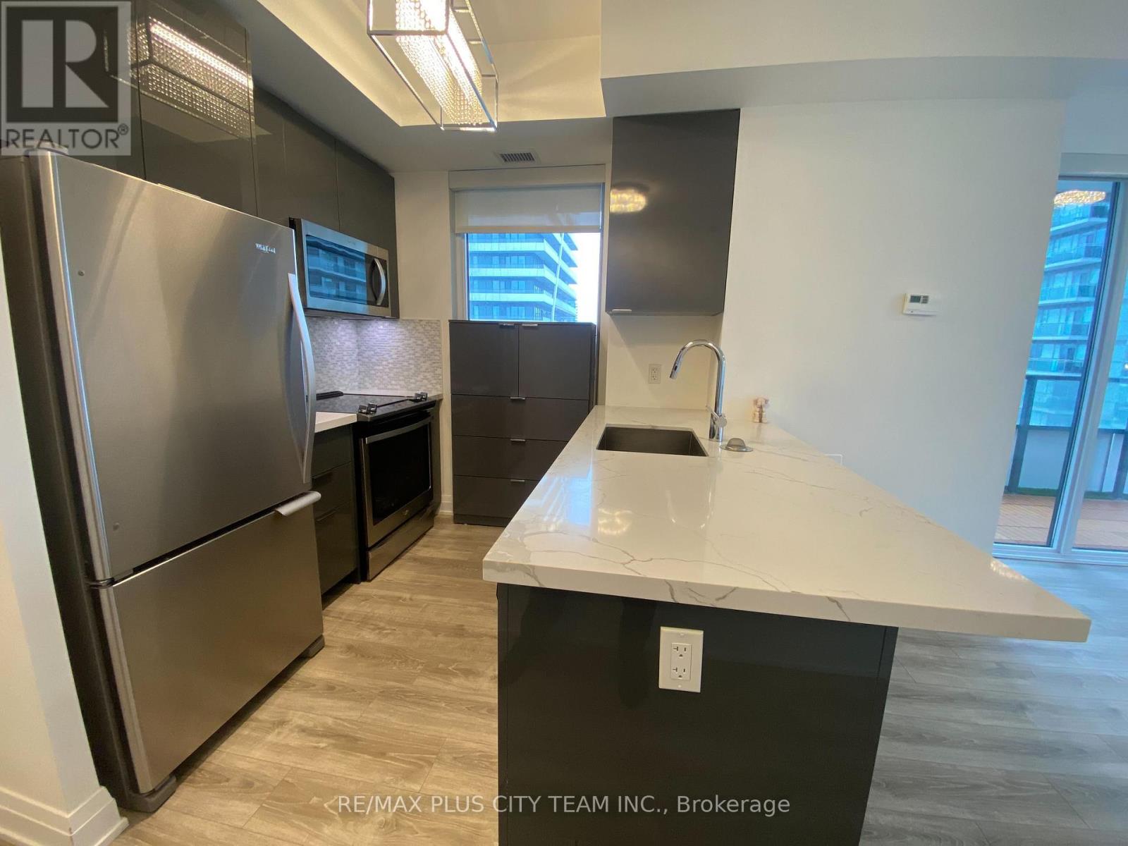 1304 - 20 Shore Breeze Drive, Toronto, Ontario  M8V 0C7 - Photo 7 - W12863184