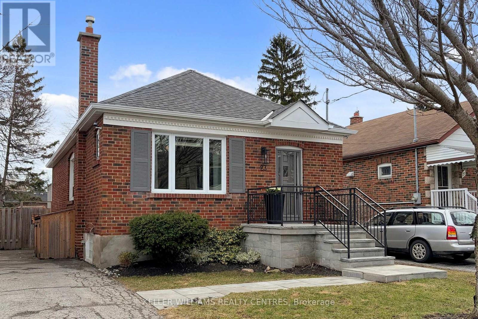 23 Thirteenth Street, Toronto, Ontario  M8V 3H3 - Photo 3 - W12952148
