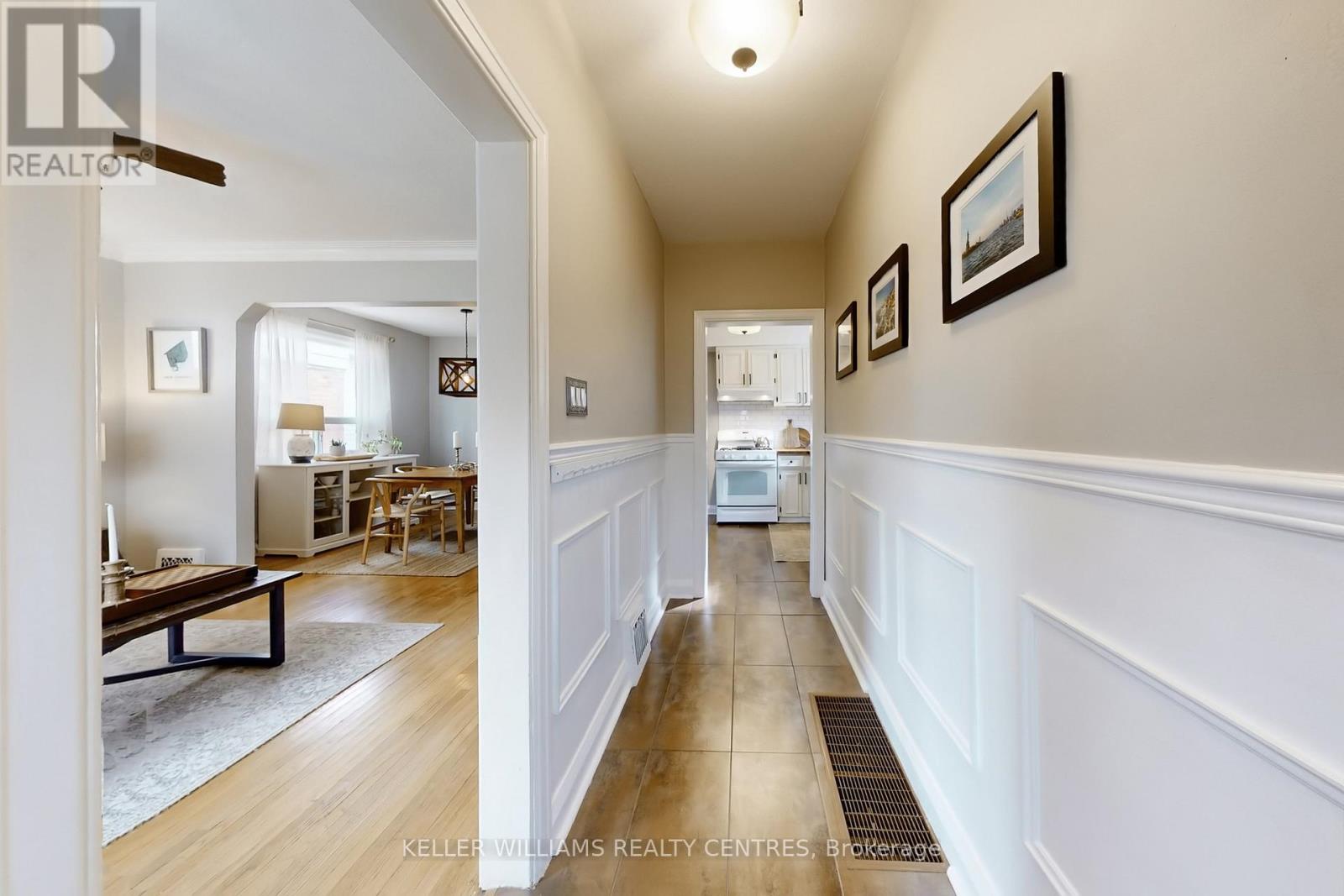 23 Thirteenth Street, Toronto, Ontario  M8V 3H3 - Photo 5 - W12952148